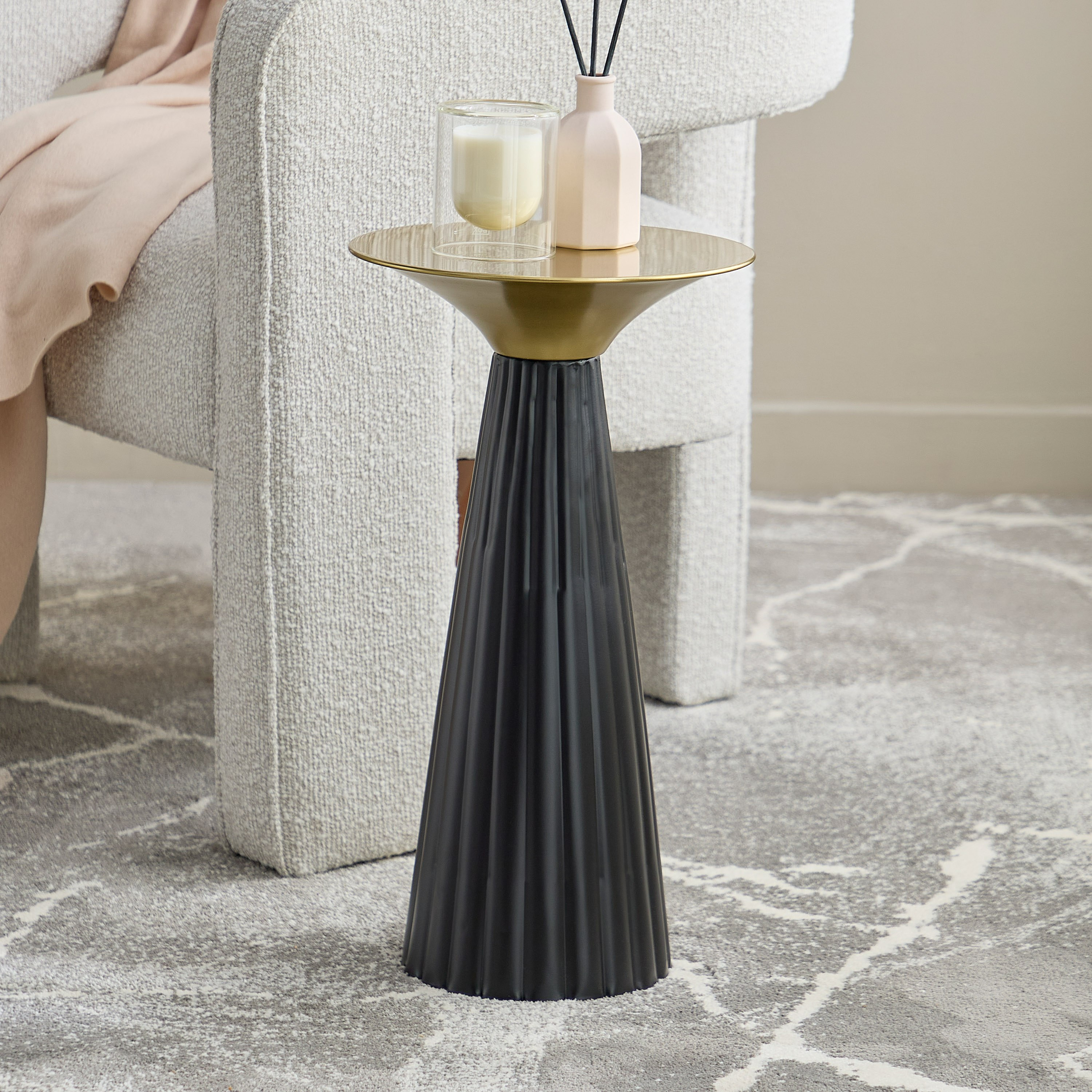 طاولة جانبية - إيفان من فيندرا -hbxfurniture-livingroom-endtables-image-1