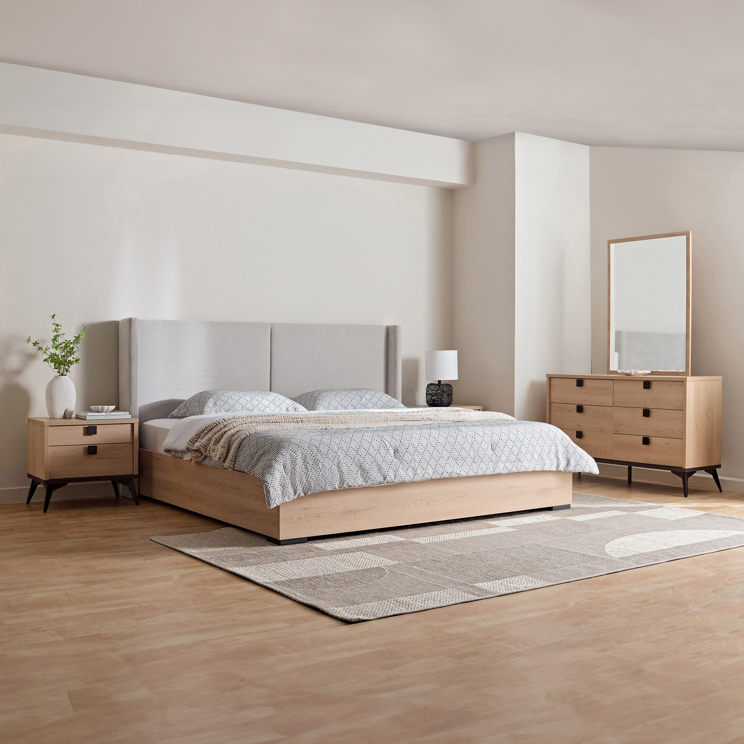طقم غرفة نوم سوبر كينج 5 قطع من لوكا- 200x200 سم-hbxbedroom-bedsandbedsets-bedroomsets-superking-image-1