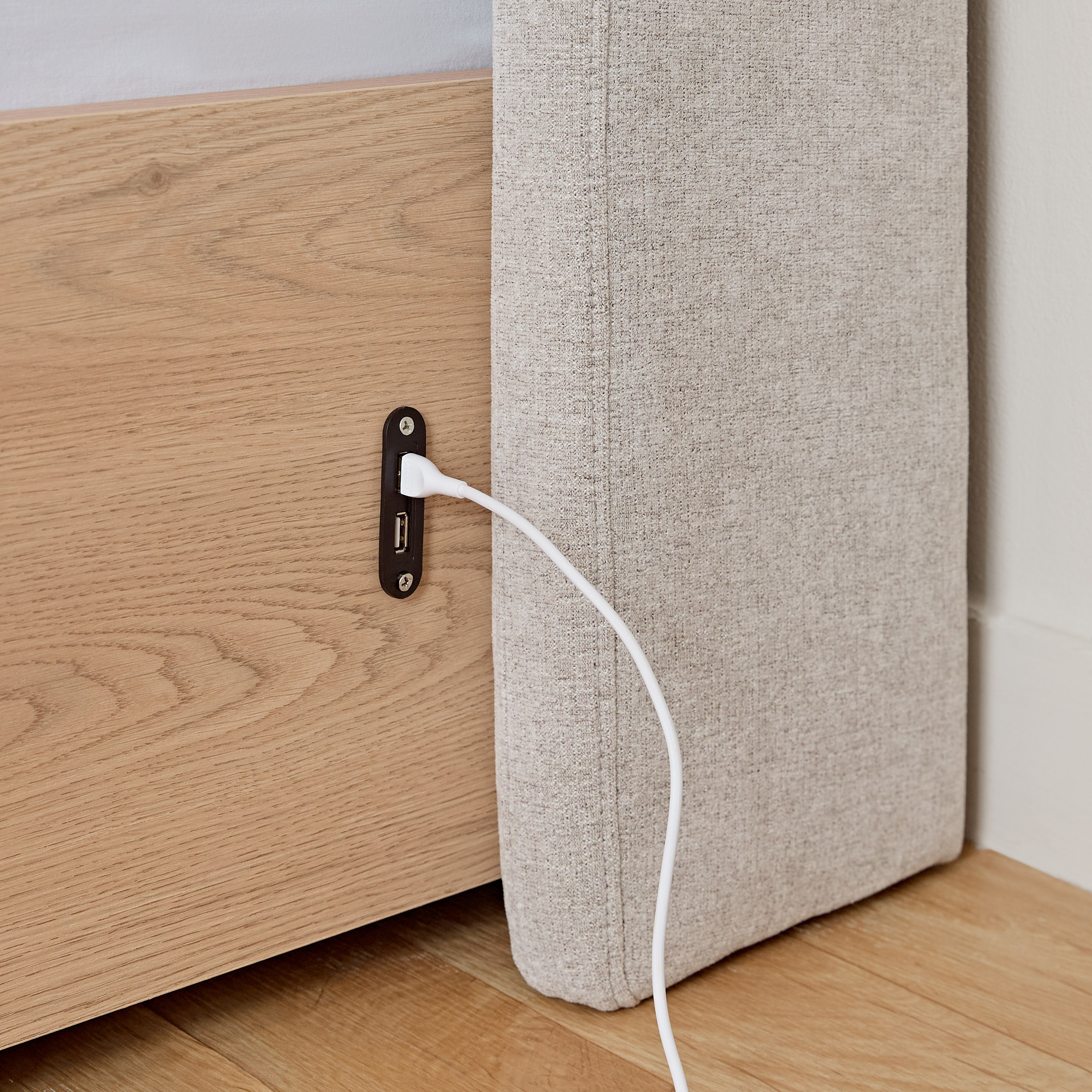 طقم غرفة نوم سوبر كينج 5 قطع من لوكا- 200x200 سم-hbxbedroom-bedsandbedsets-bedroomsets-superking-image-5