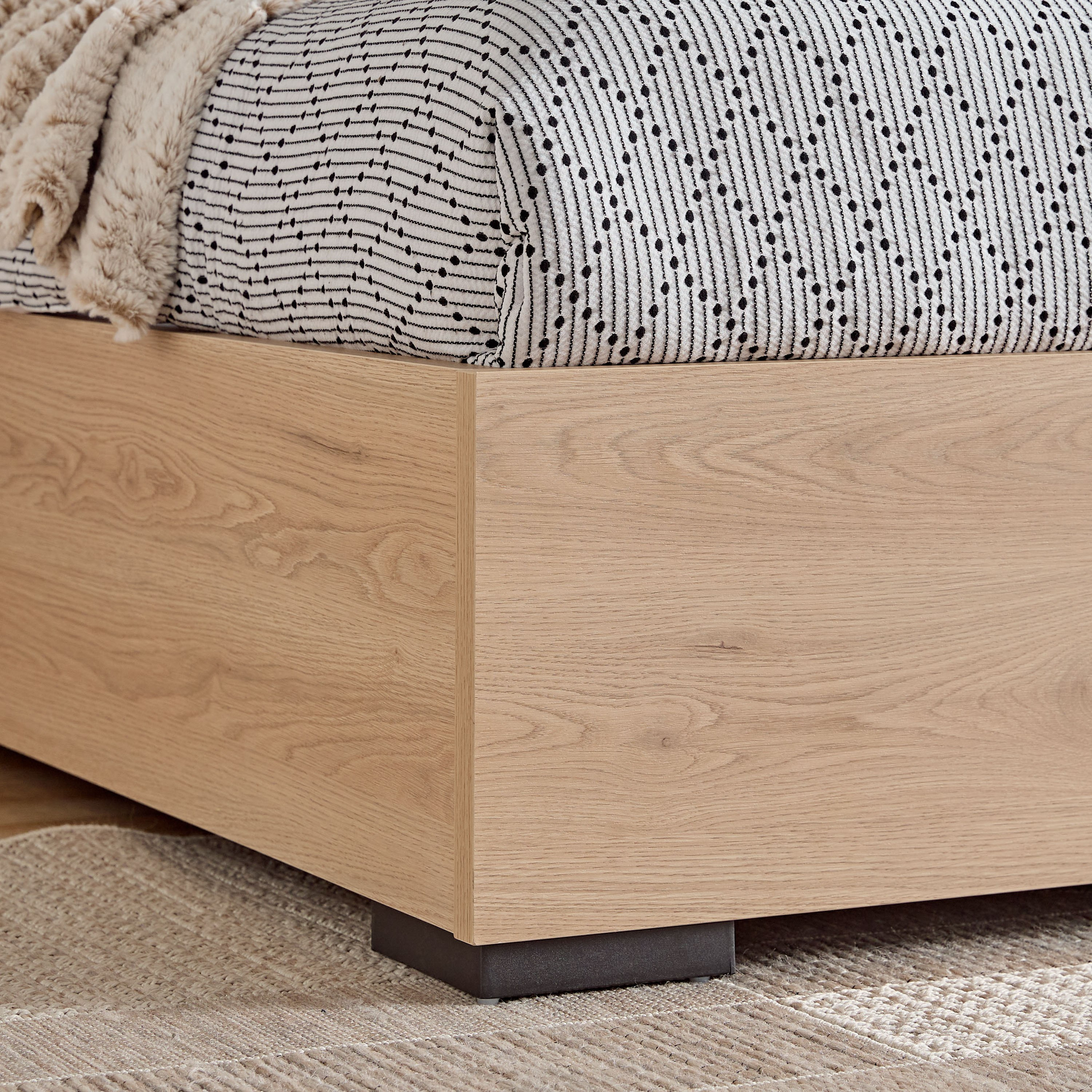 طقم غرفة نوم سوبر كينج 5 قطع من لوكا- 200x200 سم-hbxbedroom-bedsandbedsets-bedroomsets-superking-image-6