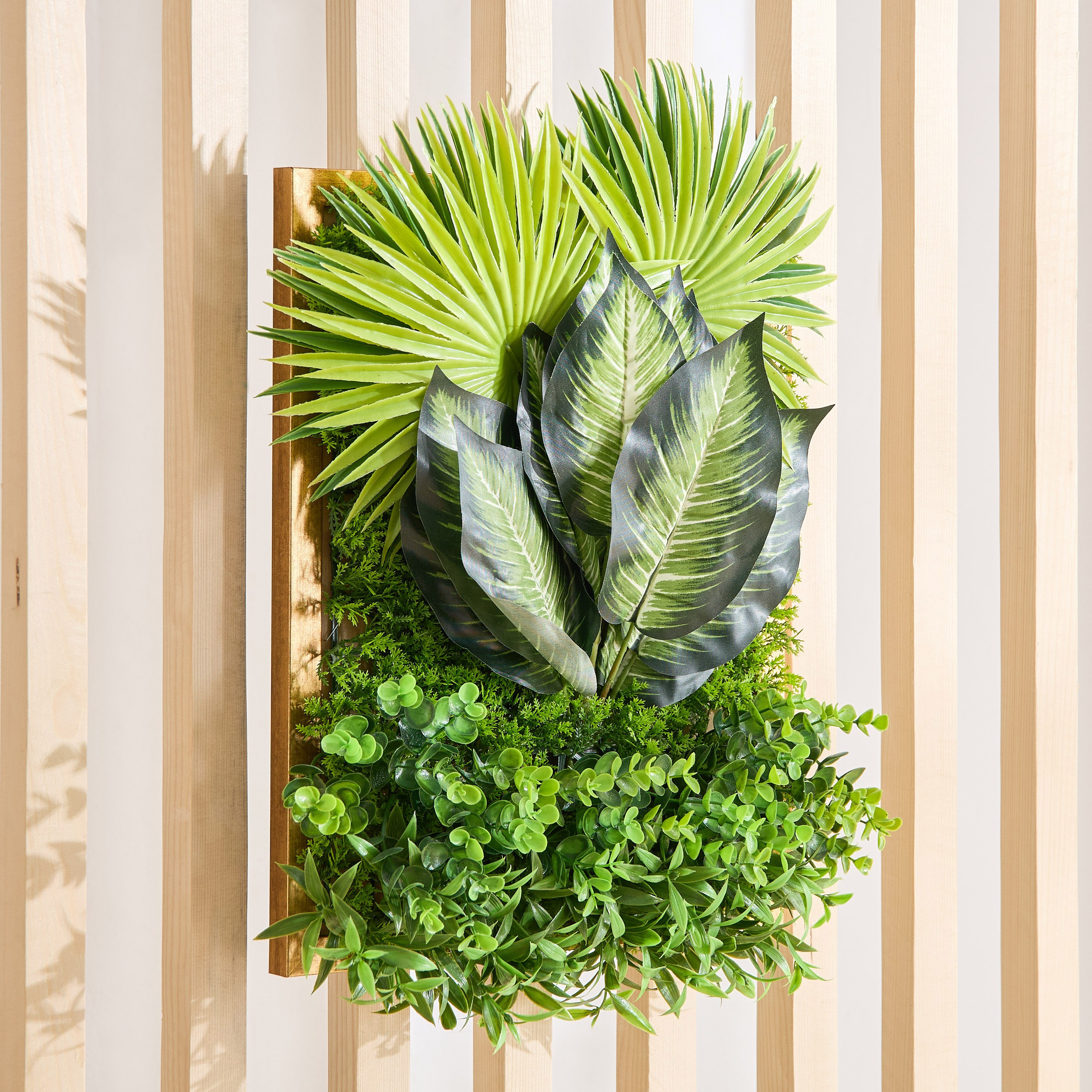 لوحة حائط مؤطرة من العشب الصناعي من سيلو - 35×8×45 سم-hbxdecorandfurnishings-homeaccessories-artificialflowersandplants-image-1