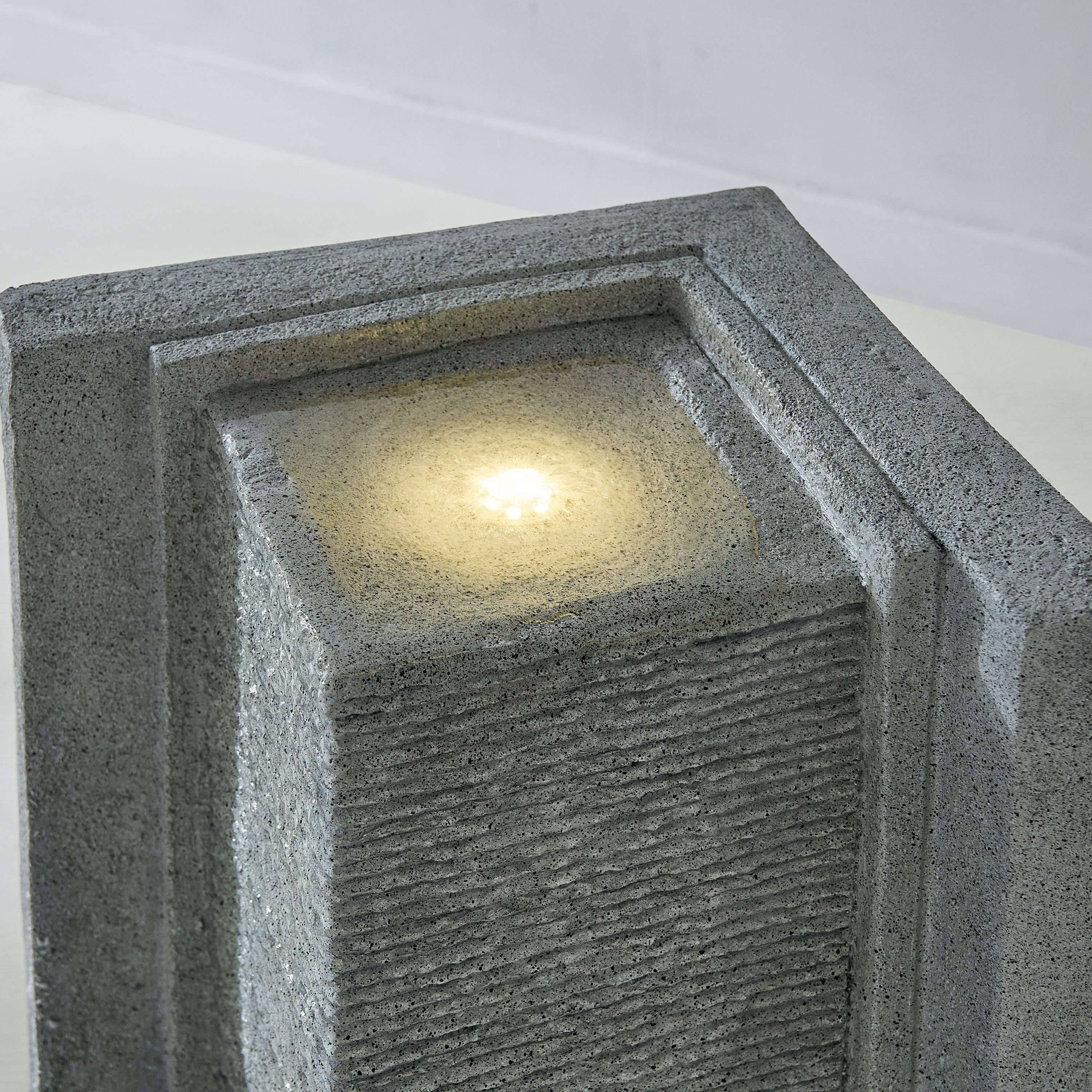نافورة حجر خارجية بإضاءة إل إي دي من أديل - 34x34x90 سم-hbxhomeware-gardenandoutdoor-outdoorfountain-image-3