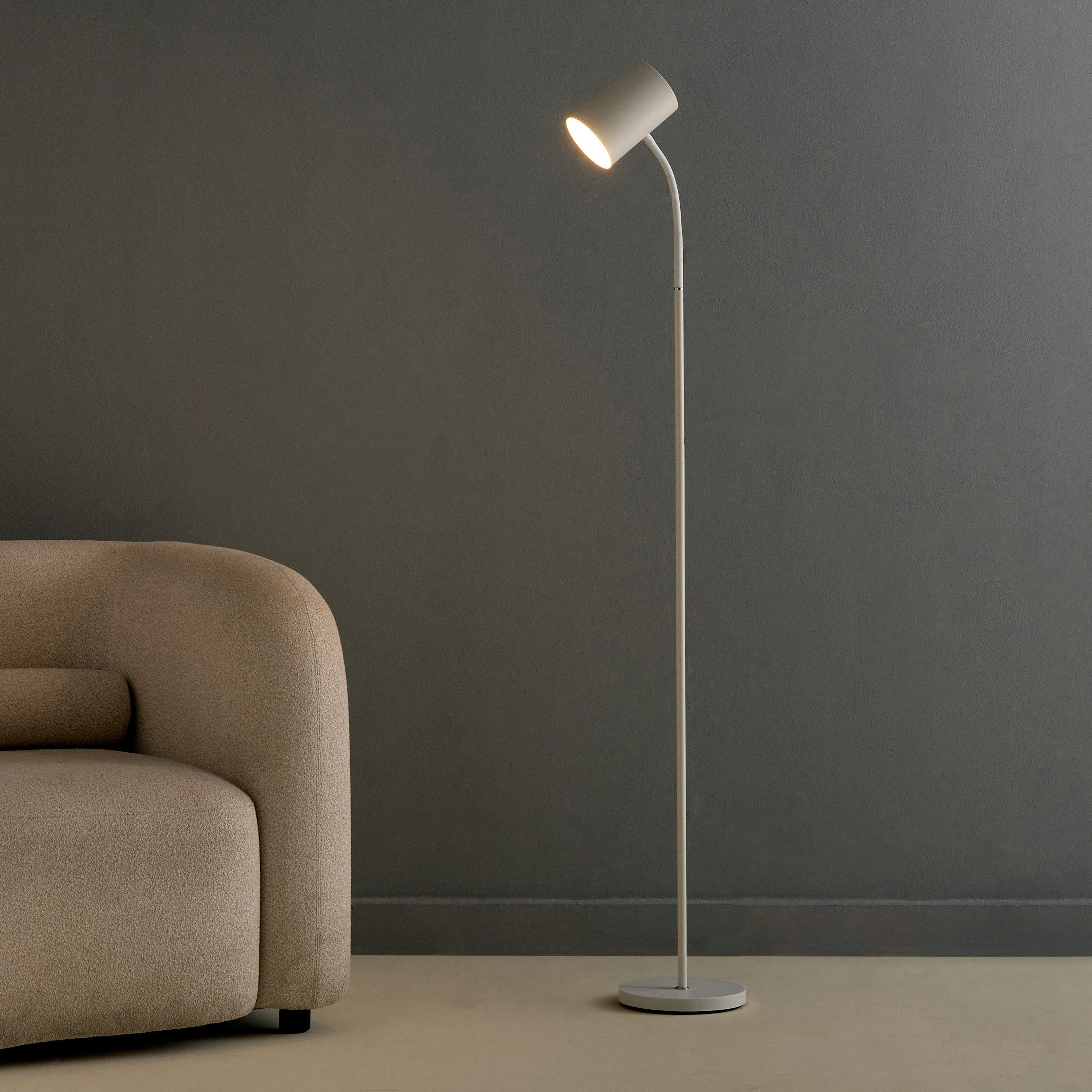 مصباح أرضية إي27 معدن من كيث - 19x142 سم-hbxhomeware-hbxlivingroom-image-2