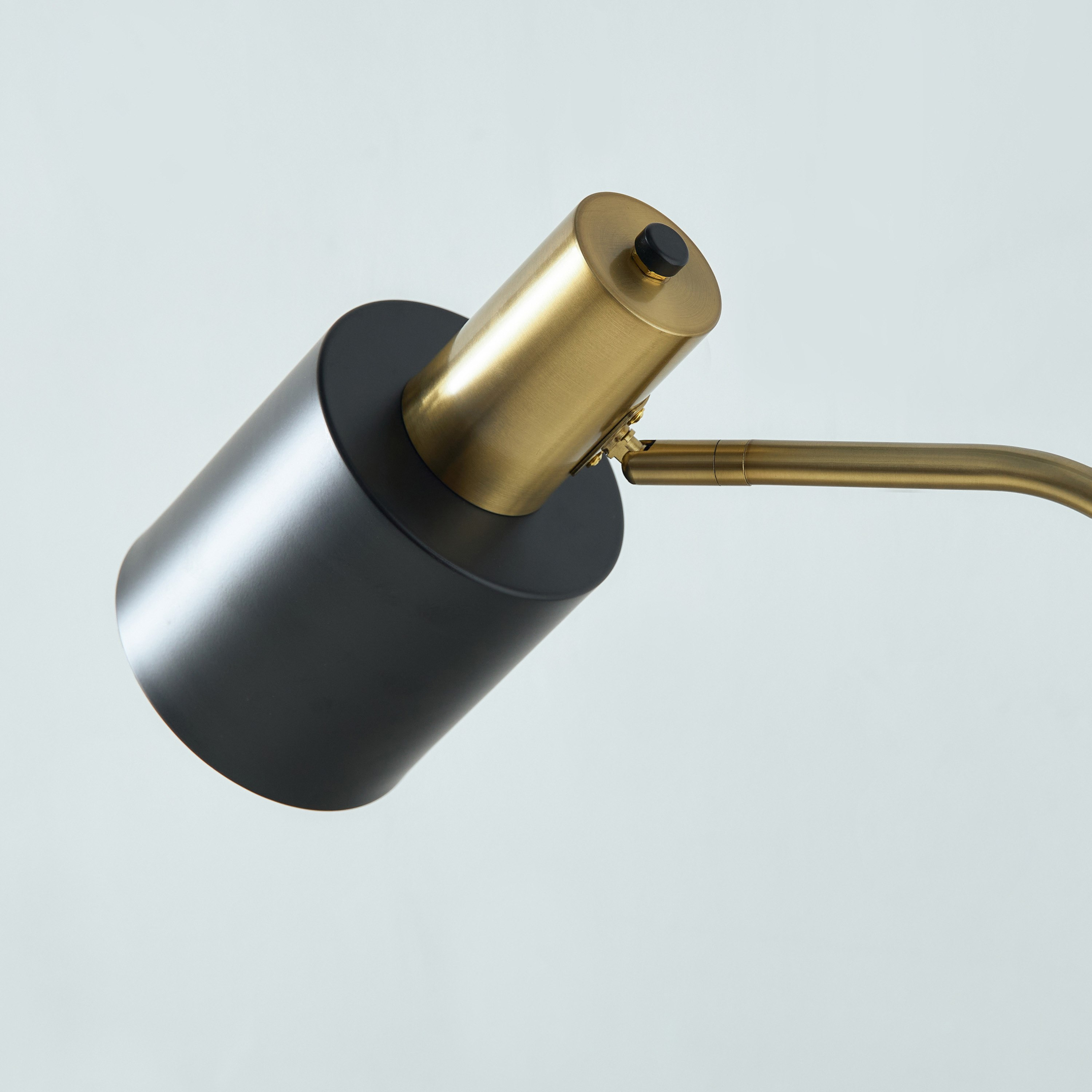 Keith Metal E27 Floor Lamp - 22x142 cm-hbxhomeware-hbxlivingroom-image-3