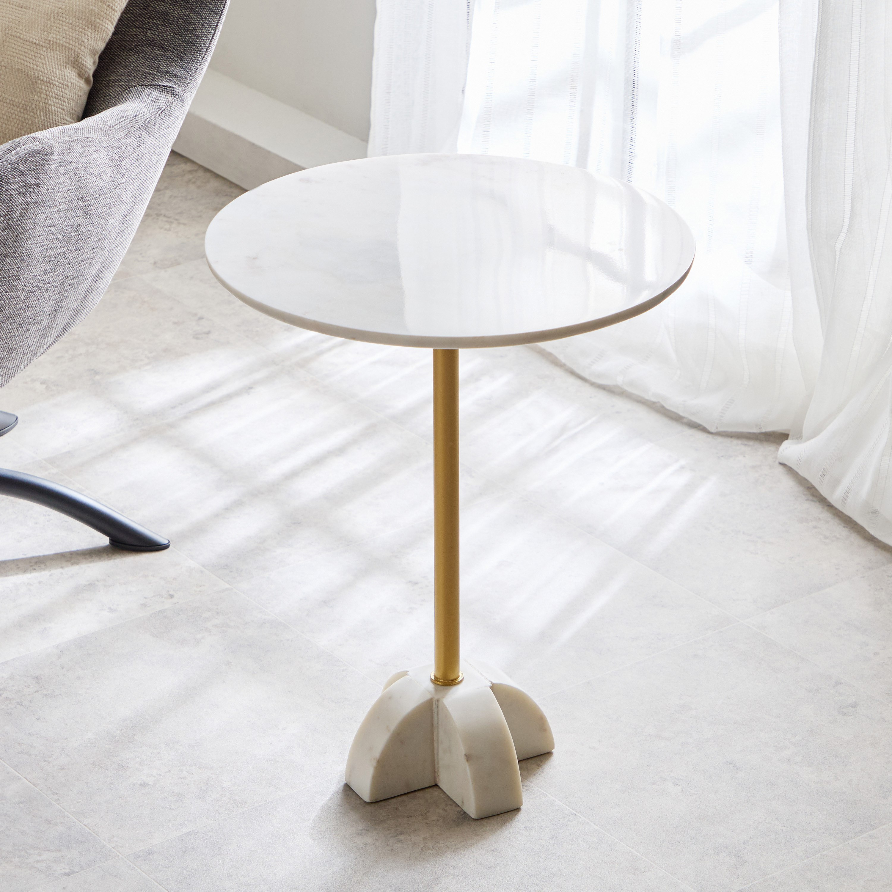 طاولة بسطح من الرخام الأصلي - روزيتا من فيندرا-hbxfurniture-livingroom-endtables-image-2