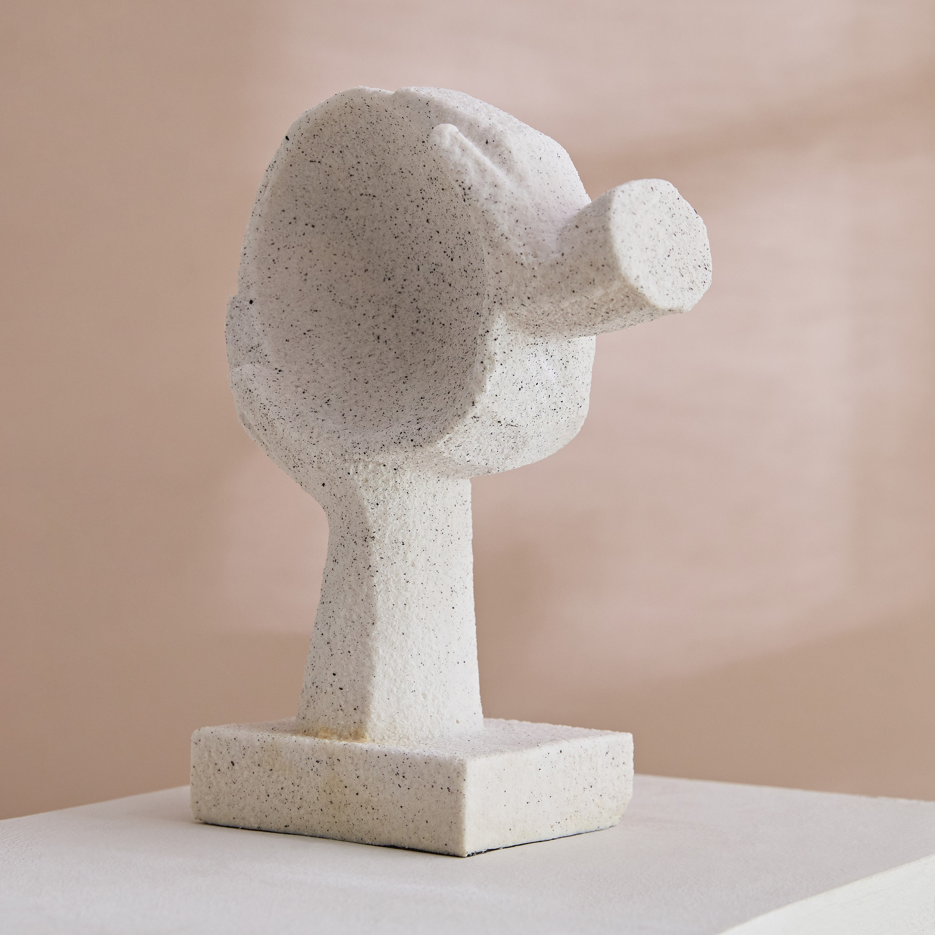 Verdant Polyresin Face Accent in Sand Finish - 19x12.5x26.5 cm-hbxhomeware-homedecor-figurinesandornaments-image-2