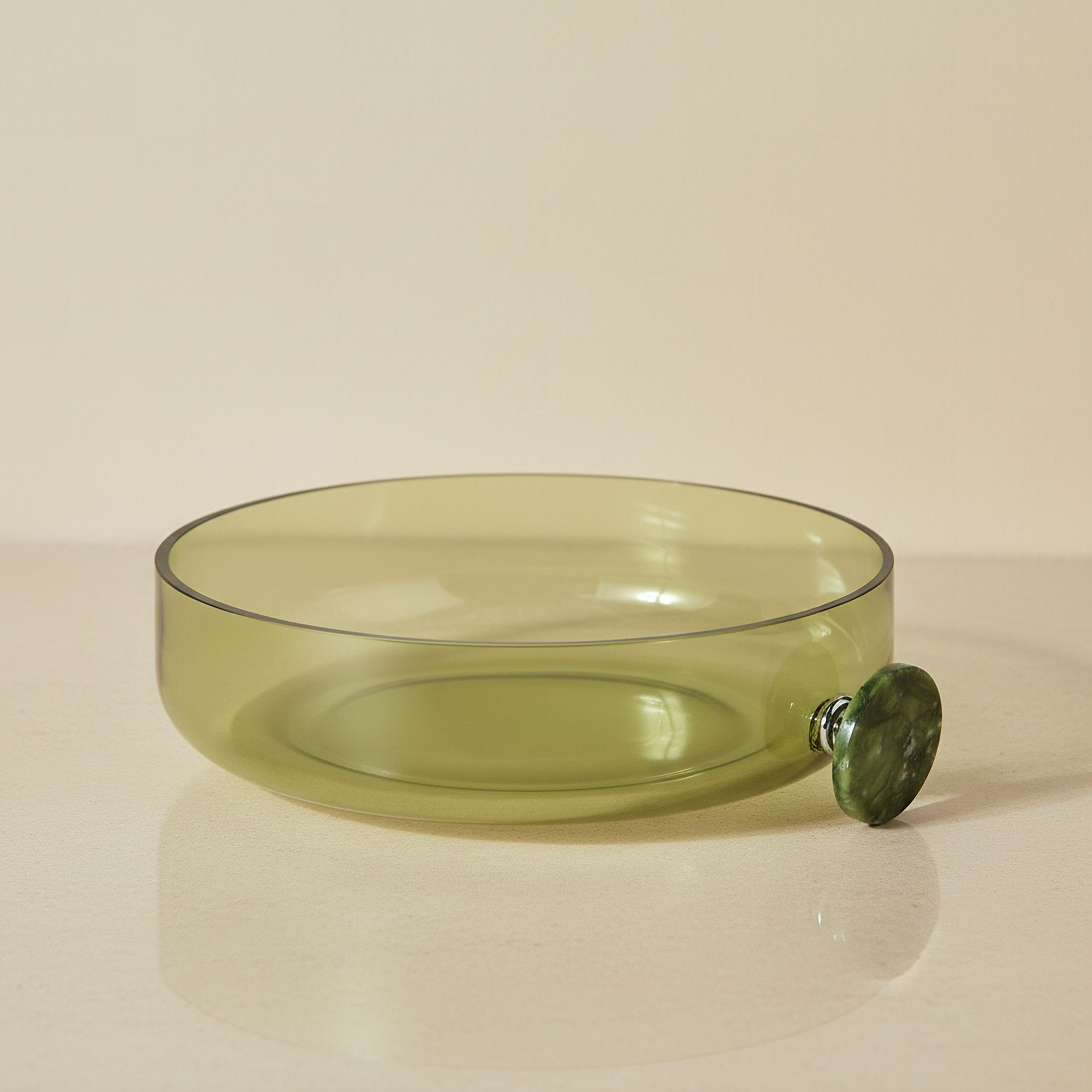 وعاء ديكور زجاج بمقبض من أودن- 26x23x7 سم-hbxdecorandfurnishings-homeaccessories-bowls-image-1