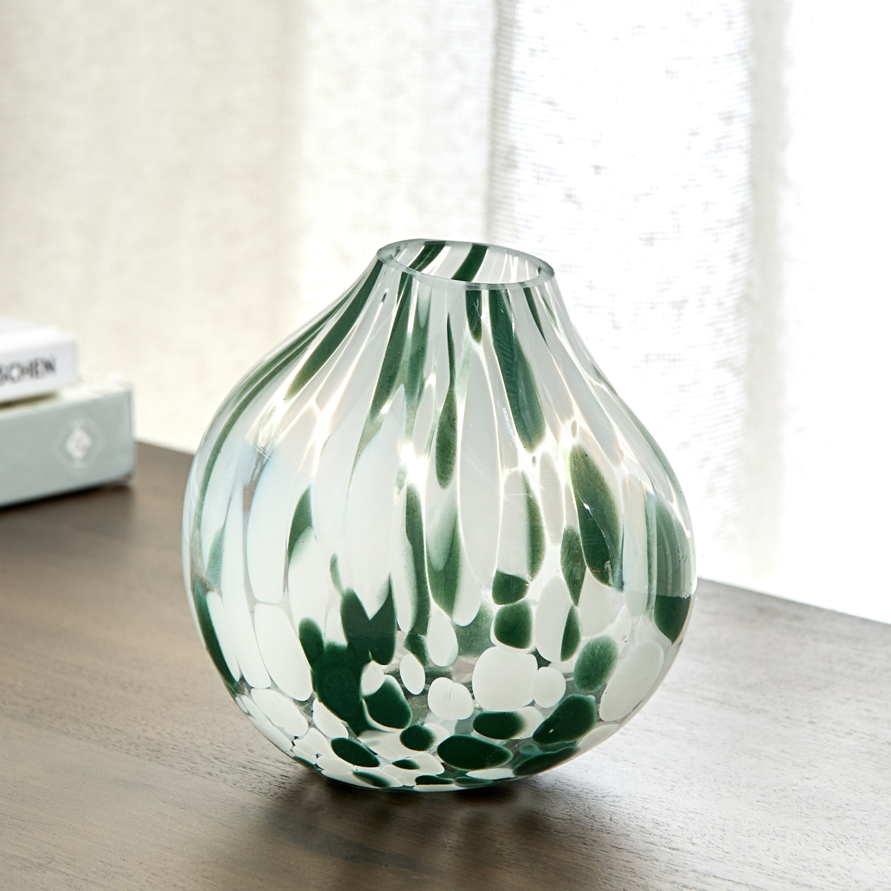 مزهرية زجاج صغيرة مرقطة عضوية من أودن - 12x12x12 سم-hbxhomeware-hbxdecorandfurnishings-image-2