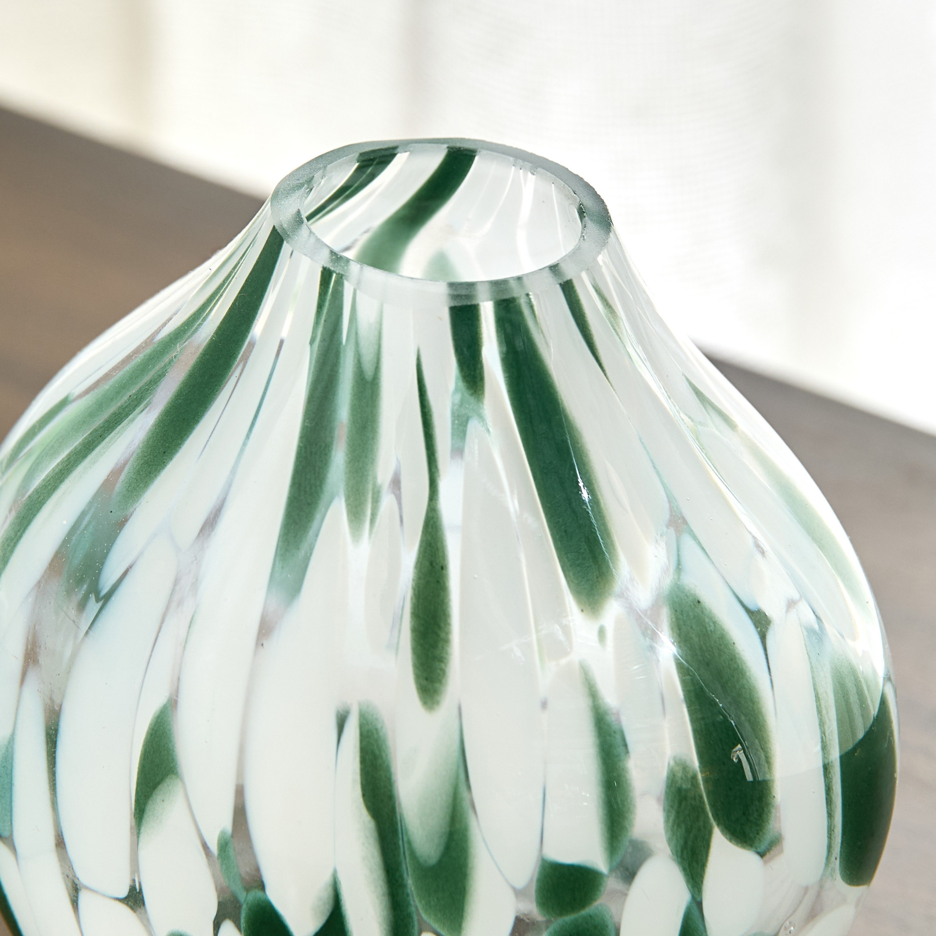 مزهرية زجاج صغيرة مرقطة عضوية من أودن - 12x12x12 سم-hbxhomeware-hbxdecorandfurnishings-image-3