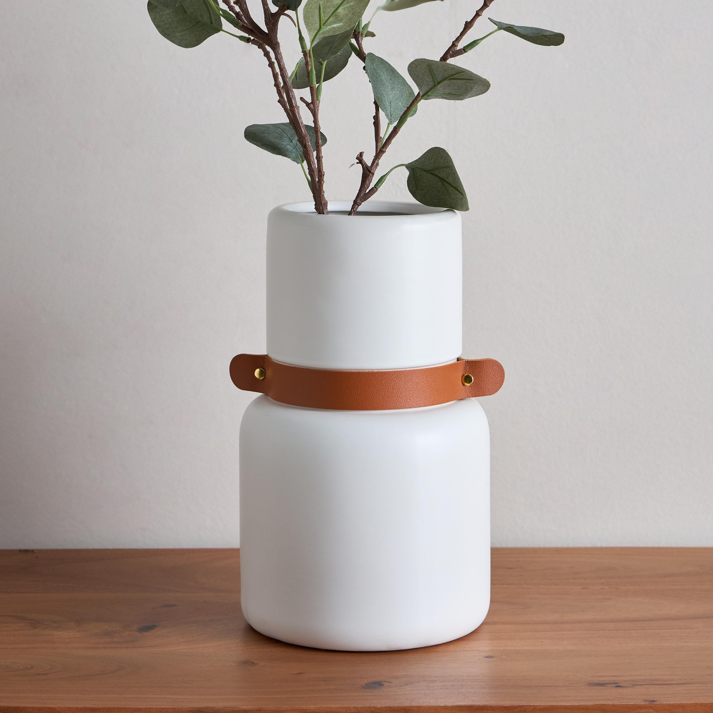 Tilden Ceramic Vase with PU Band - 17x17x29 cm-PROMO_HB_AE_B2G2_011025-image-1