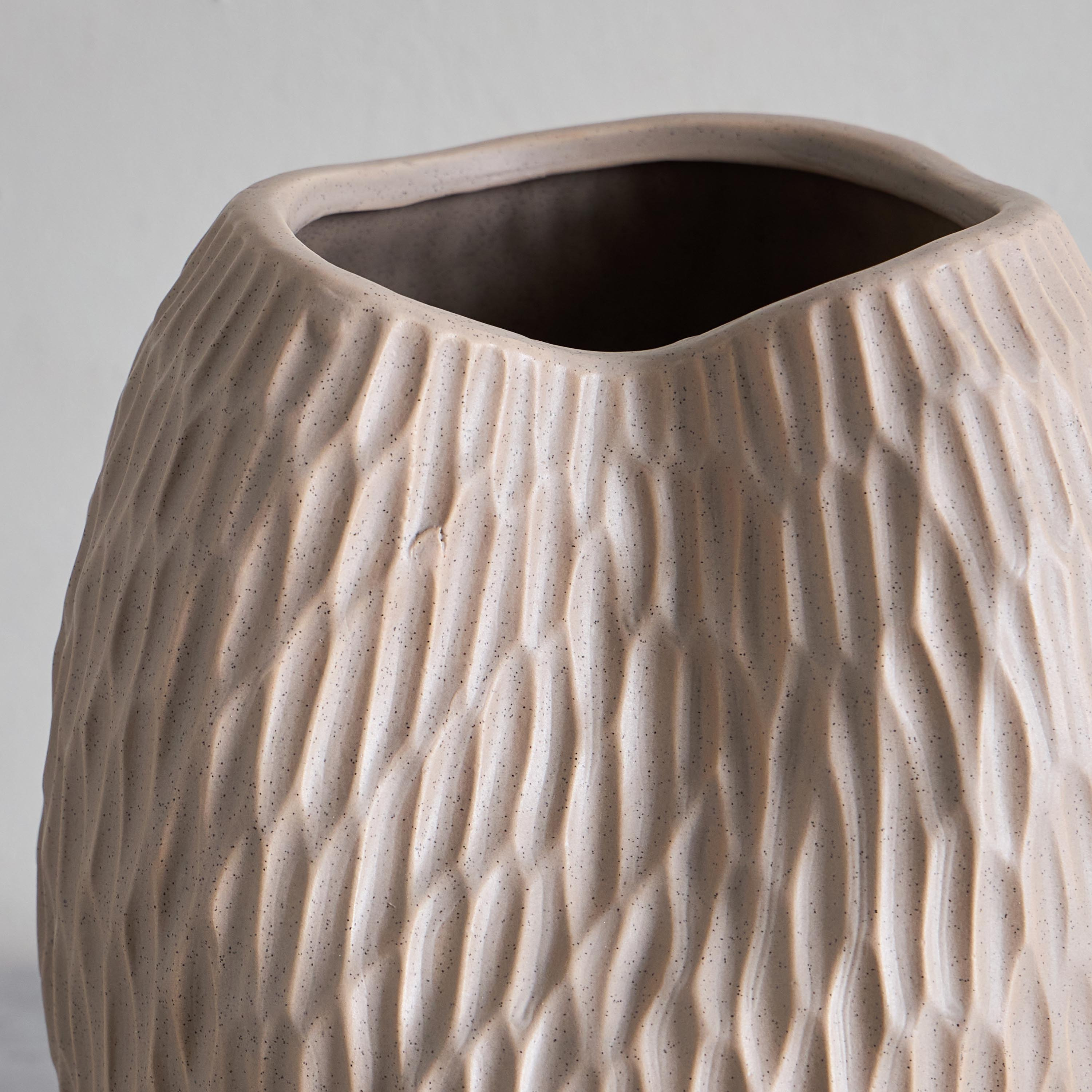 Tilden Organic Mold Ceramic Vase - 20.5x20.5x24.5 cm-hbxhomeware-hbxdecorandfurnishings-image-3