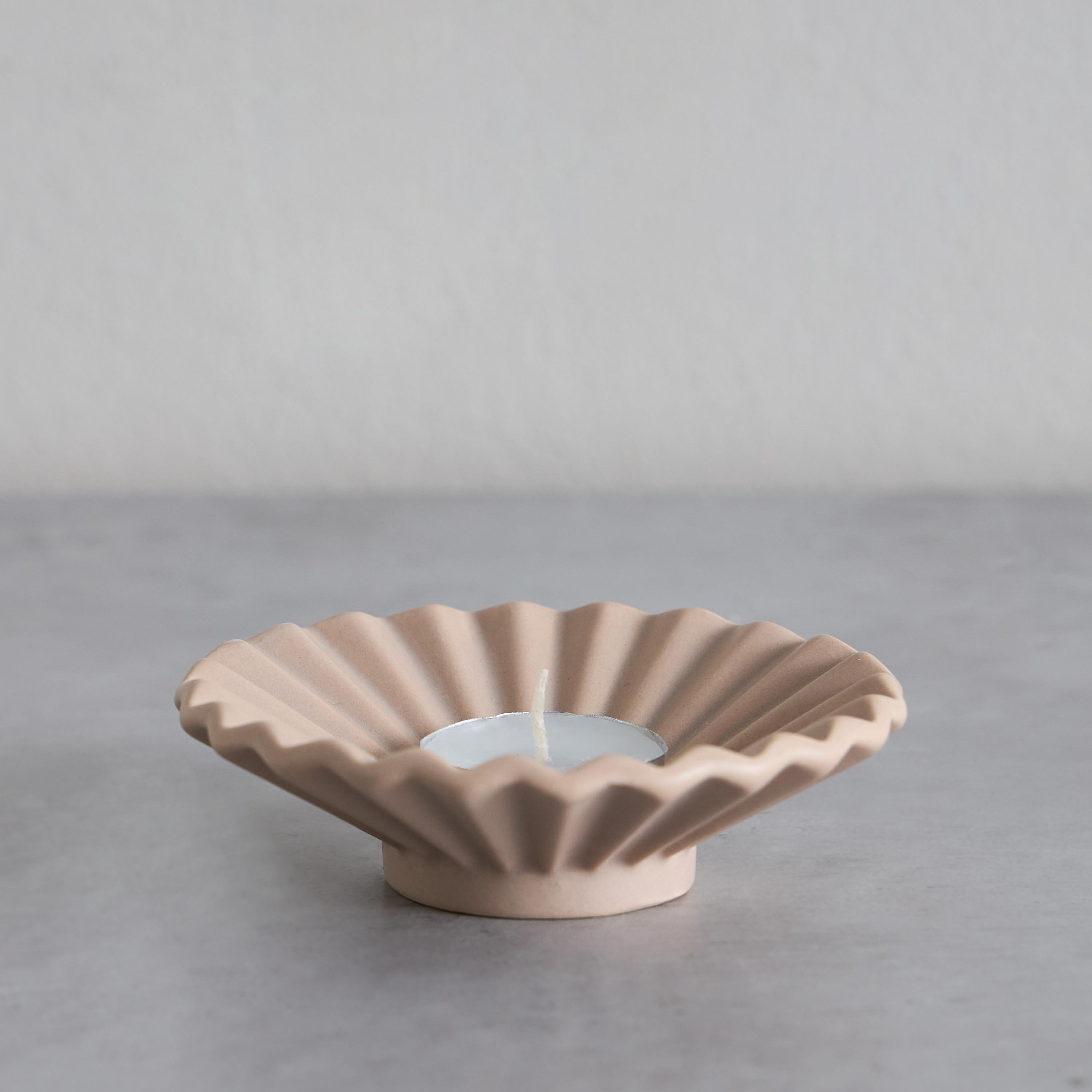 Tilden Bouquet Design Ceramic Candle Dish - 11x11x3 cm-hbxlivingroom-decorandaccessories-candleholders-image-1