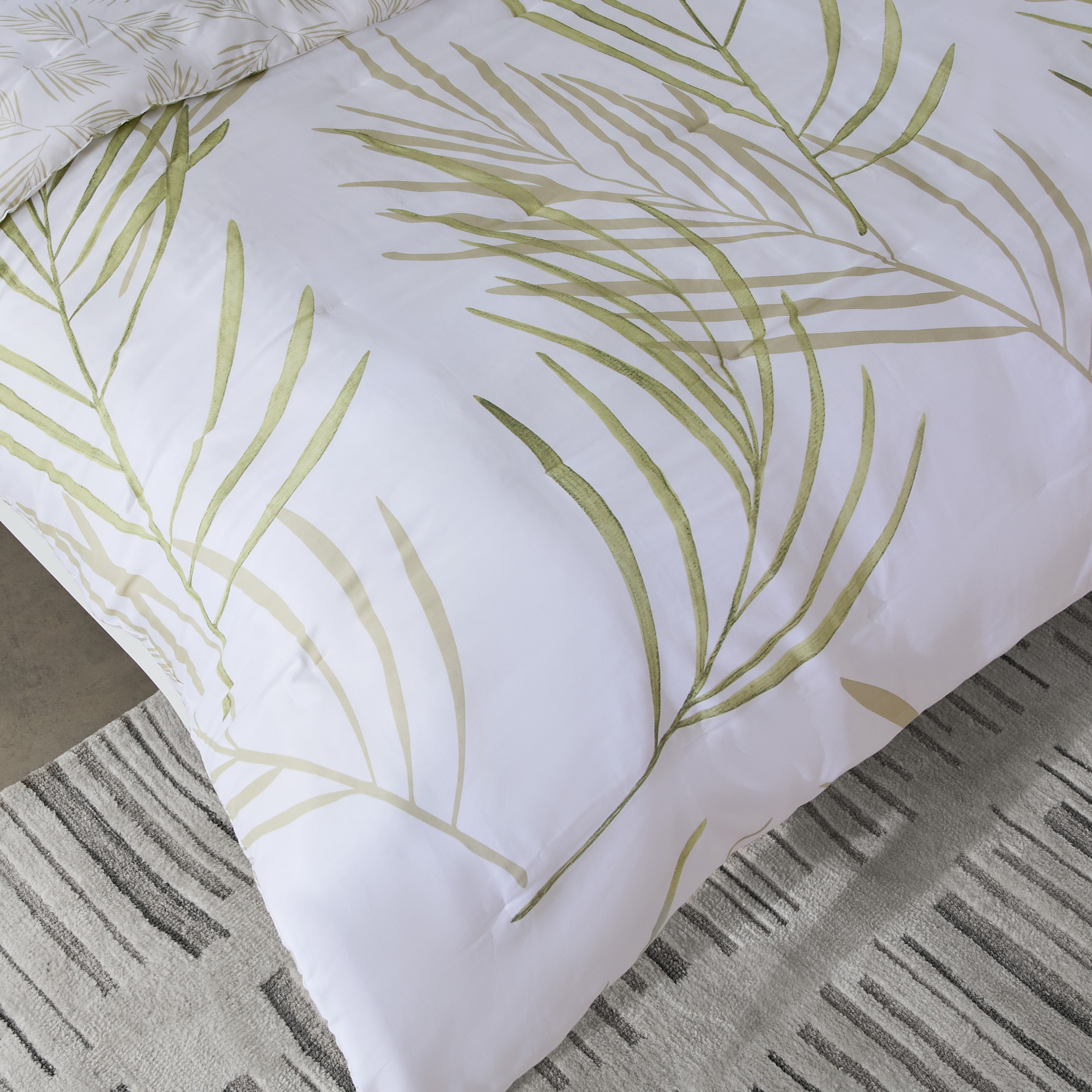Lavish Botan Printed Cotton 3-Piece Twin Comforter Set - 160x220 cm-hbxhomeware-hbxbedroom-image-5
