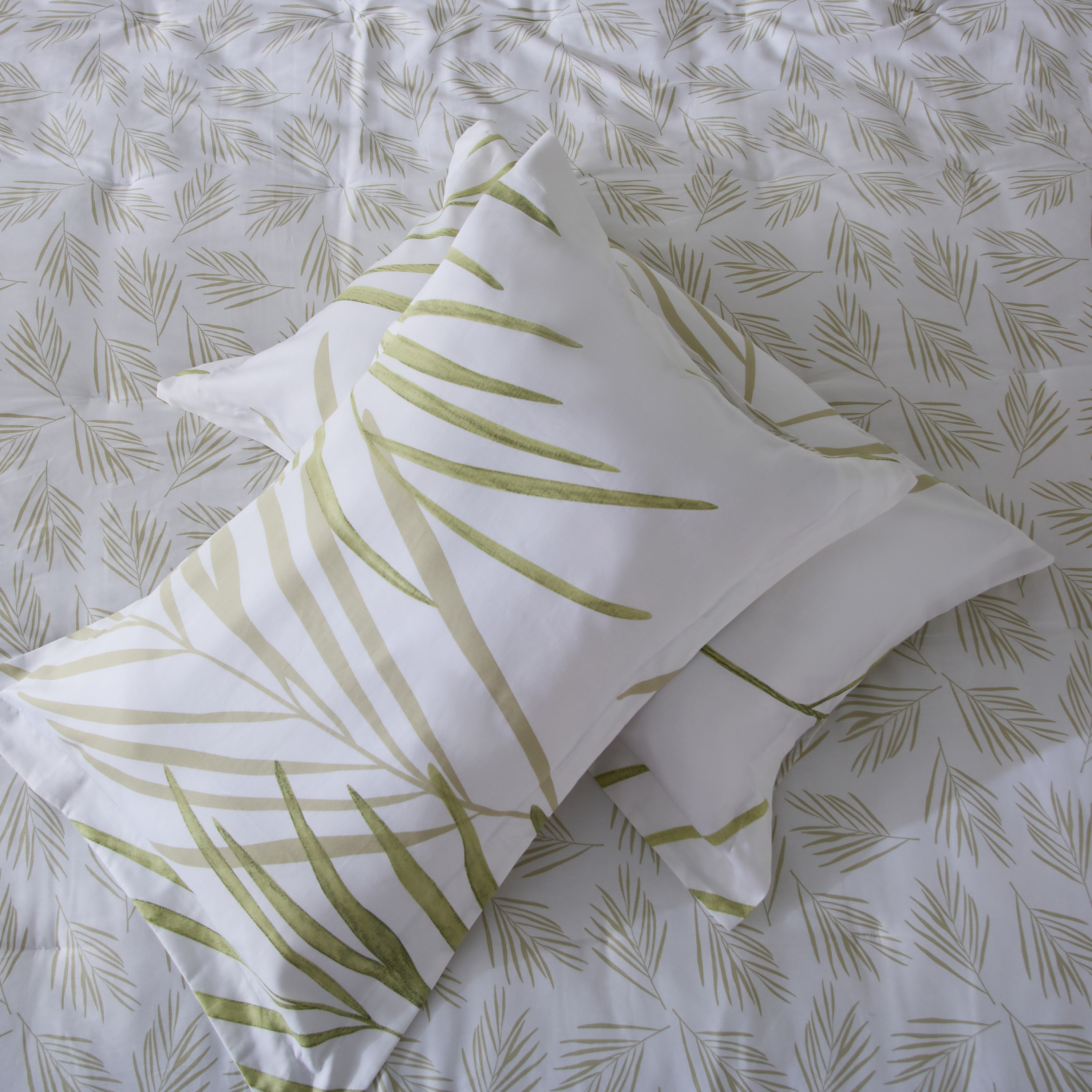 Lavish Botan Printed Cotton 3-Piece Twin Comforter Set - 160x220 cm-hbxhomeware-hbxbedroom-image-6