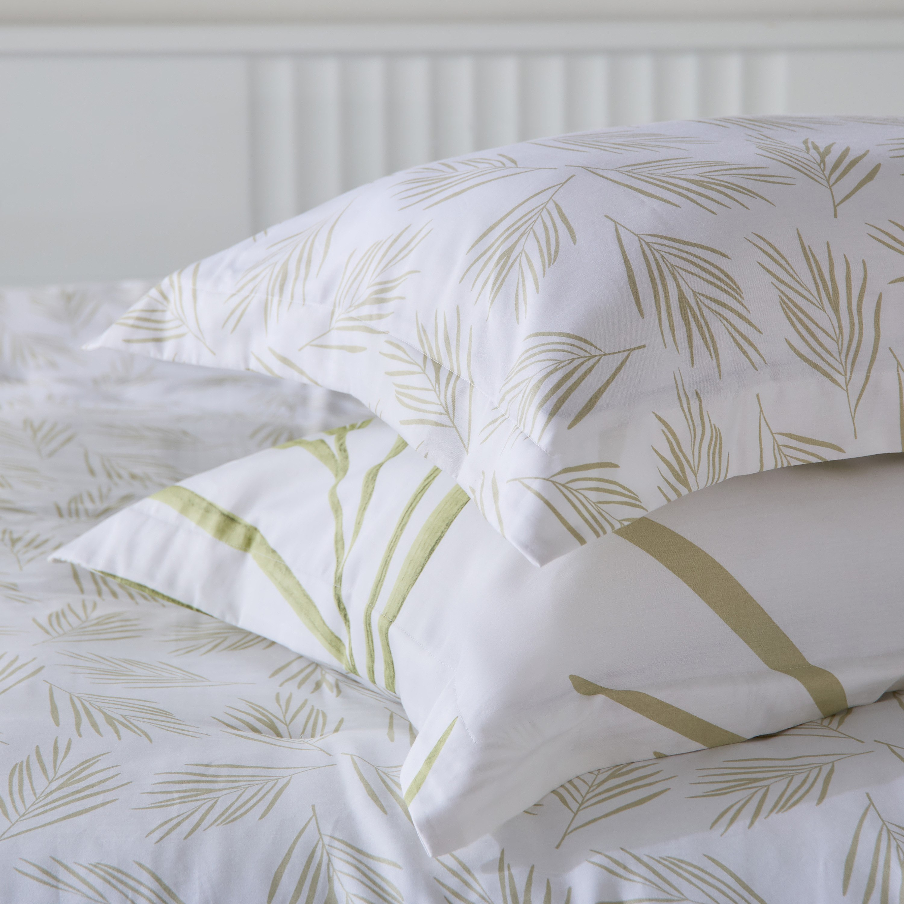 Lavish Botan Printed Cotton 3-Piece Twin Comforter Set - 160x220 cm-hbxhomeware-hbxbedroom-image-7