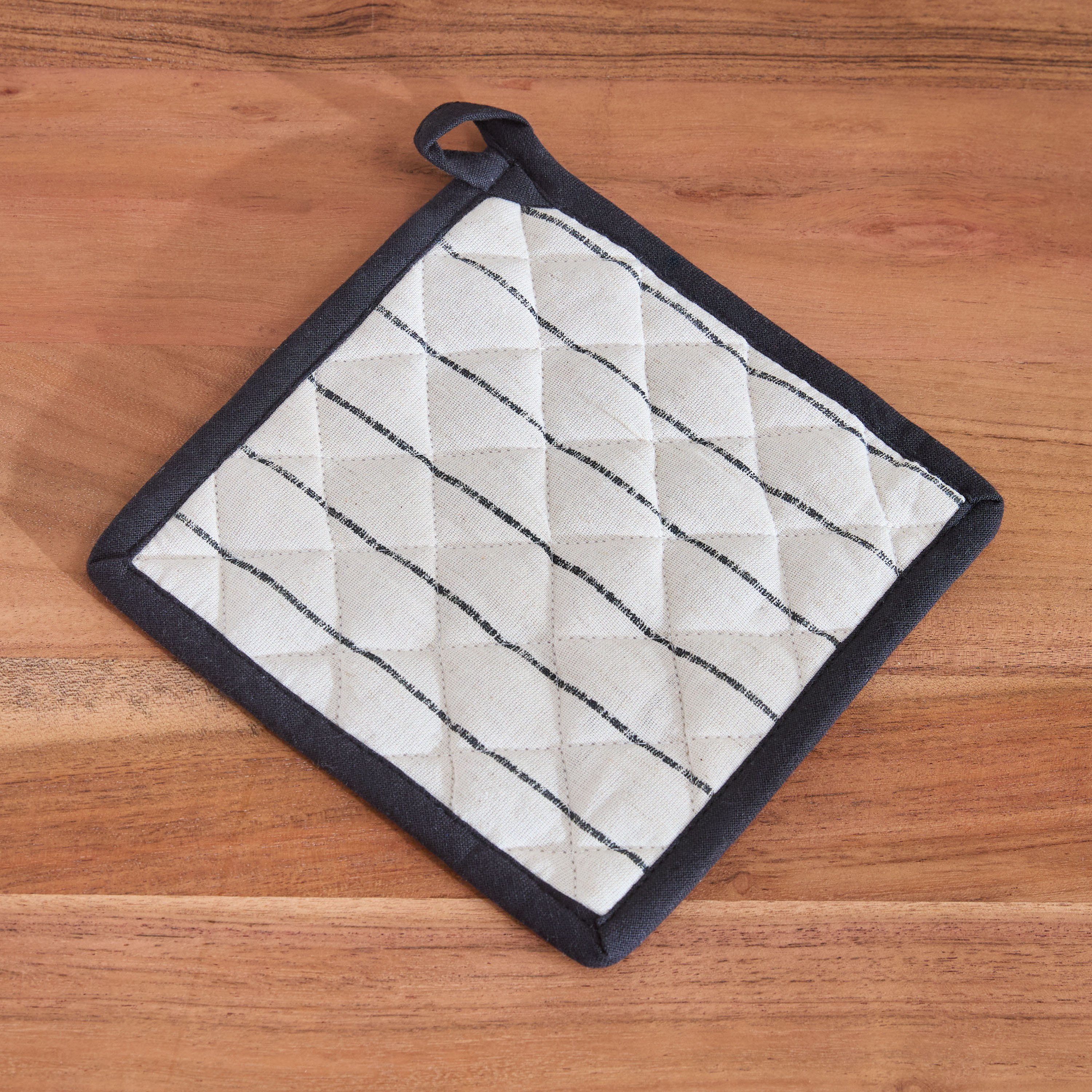 حامل وعاء مقلّم من نوار - 20x20 سم-hbxhomeware-kitchenware-kitchenlinens-image-1