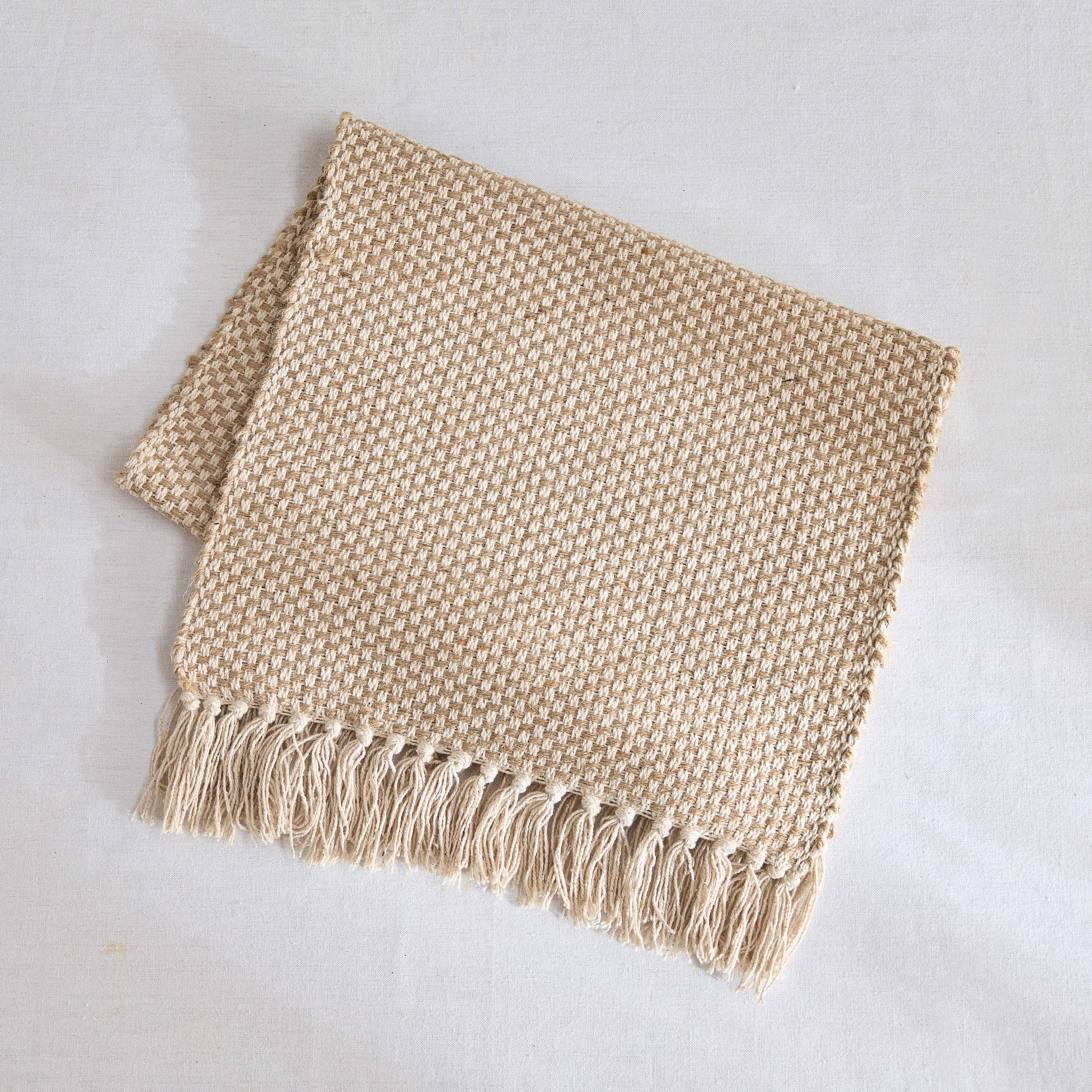 مفرش طاولة منسوج قطن جوت من تيرا- 35×120 سم-hbxdecorandfurnishings-homefurnishings-tablelinens-image-2