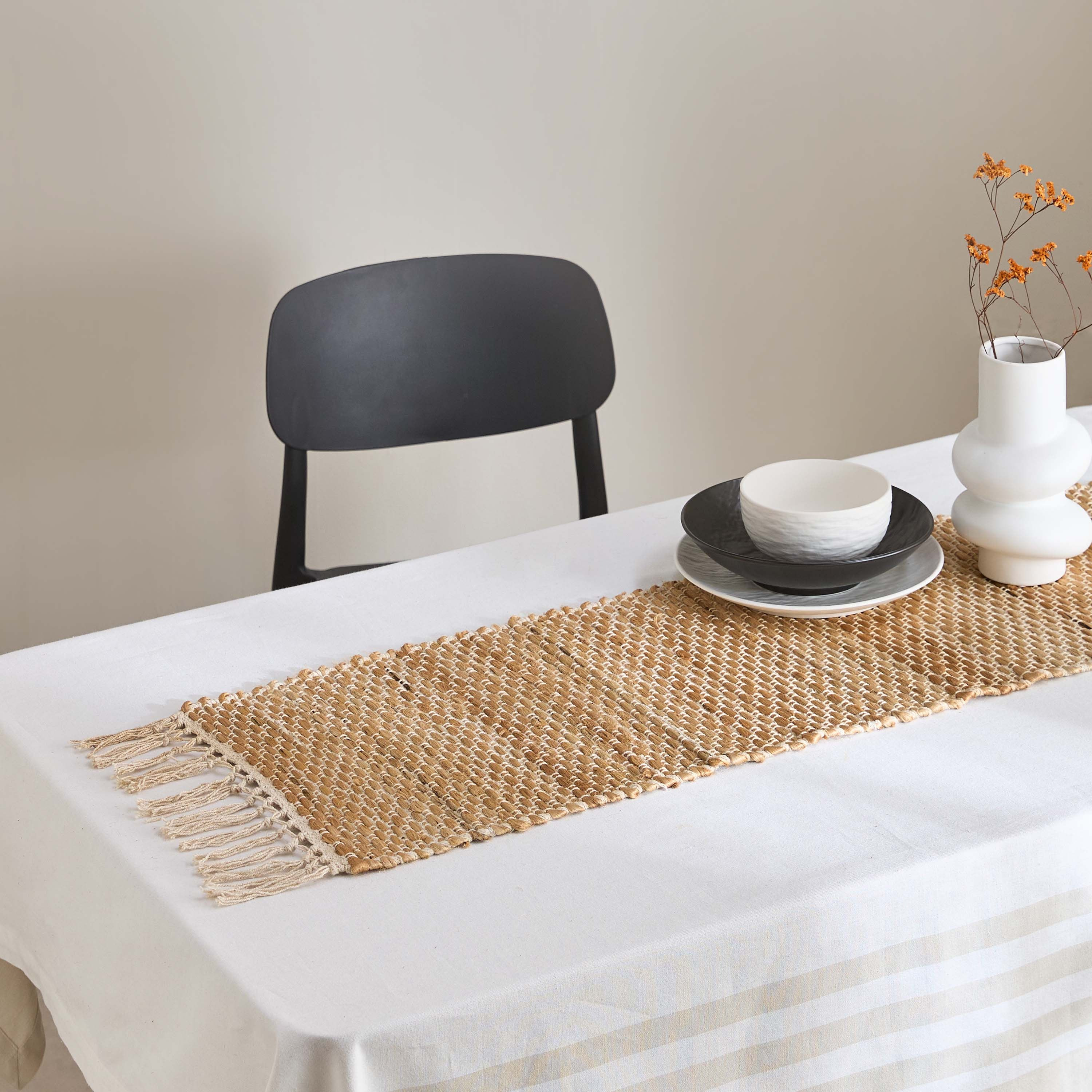 مفرش طاولة منسوج من القطن و الجوت و القنب - 35×120 سم-hbxdecorandfurnishings-homefurnishings-tablelinens-image-1