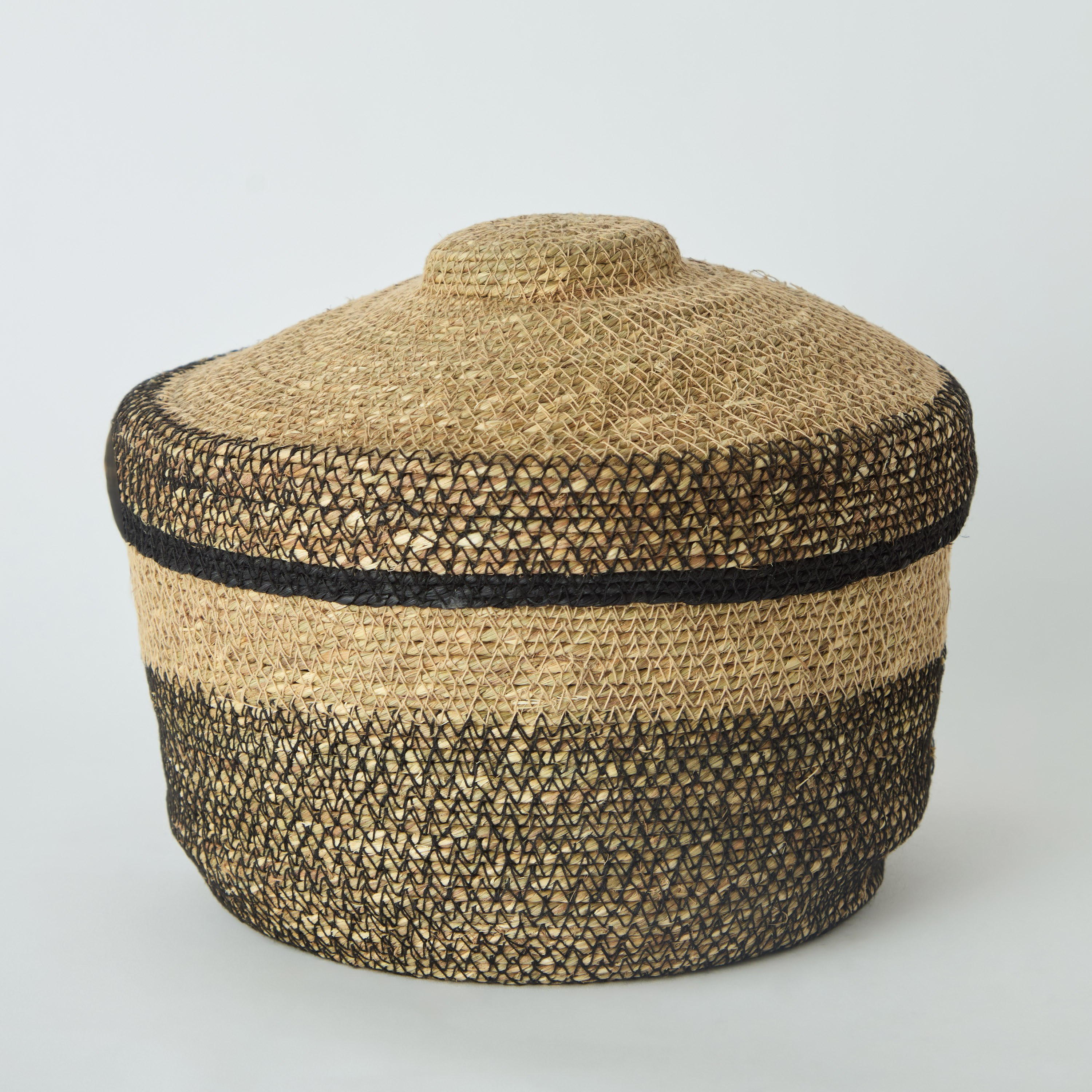 Noir Sea Grass Basket with Lid - 24x24x26 cm-hbxhomeware-hbxbathroom-image-5