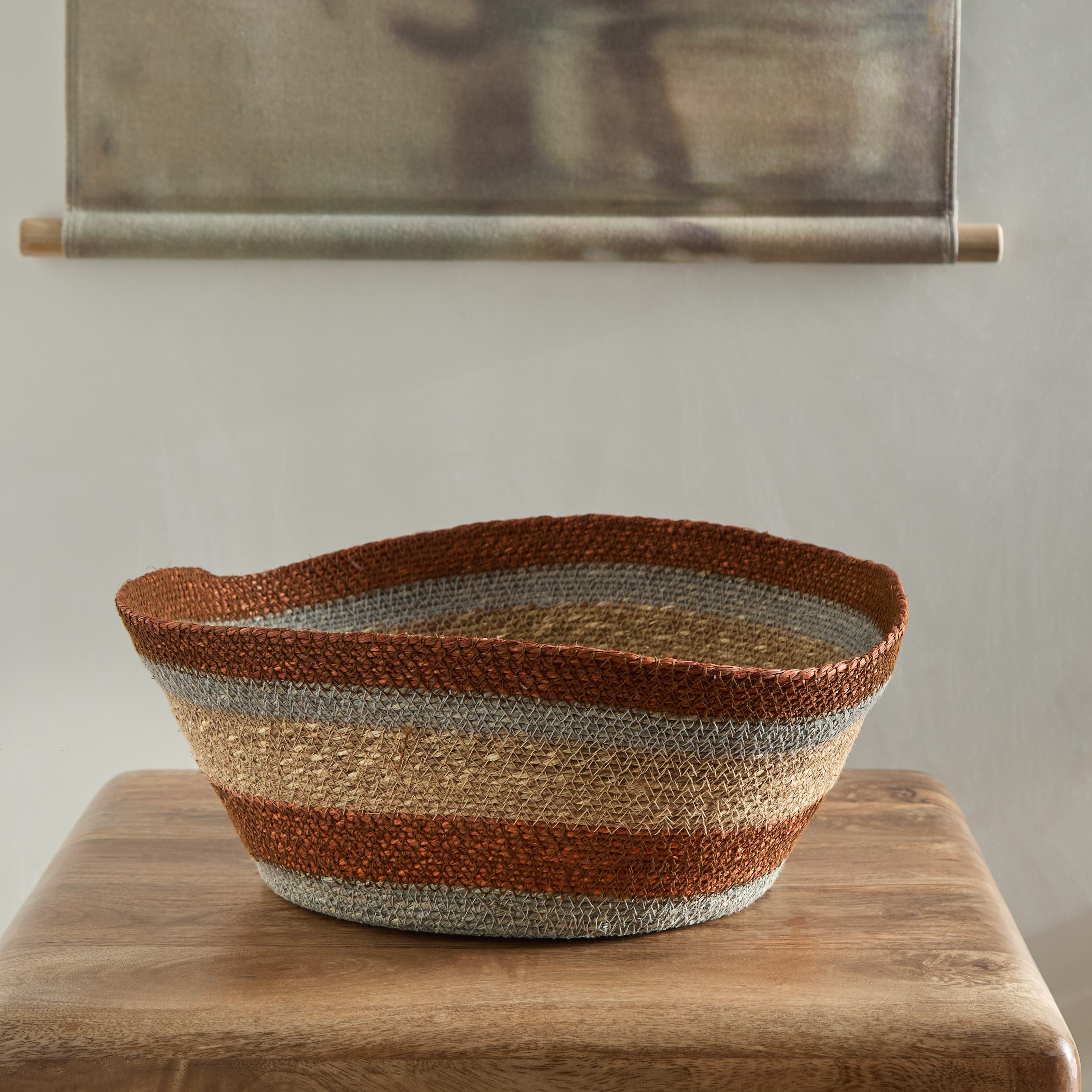 Noir Sea Grass Floor Planter - 40x40x14 cm-hbxlivingroom-decorandaccessories-plantersandurns-image-1