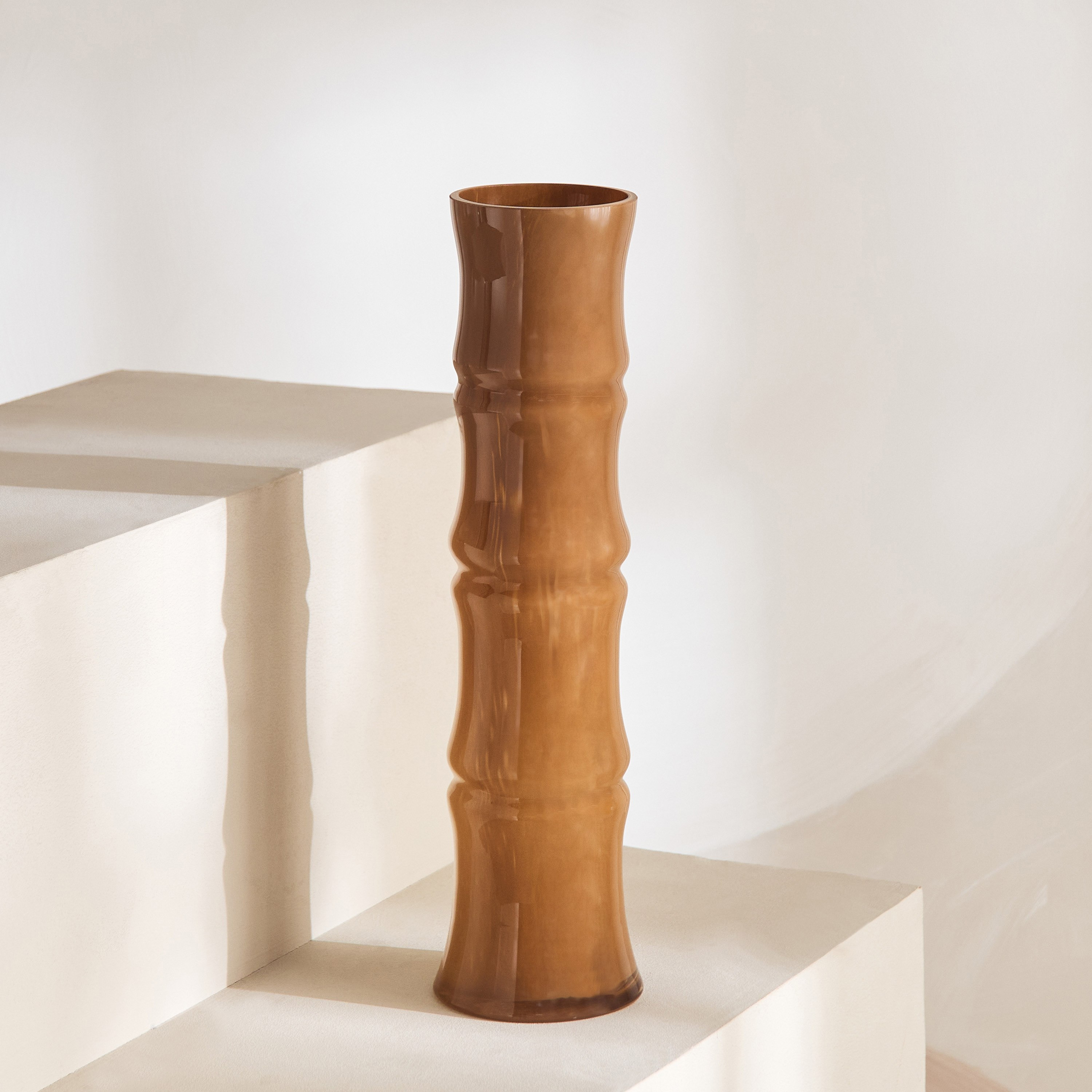 مزهرية زجاج بارزة الملمس من ليمونت - 10x10x40 سم-hbxhomeware-hbxdecorandfurnishings-image-2