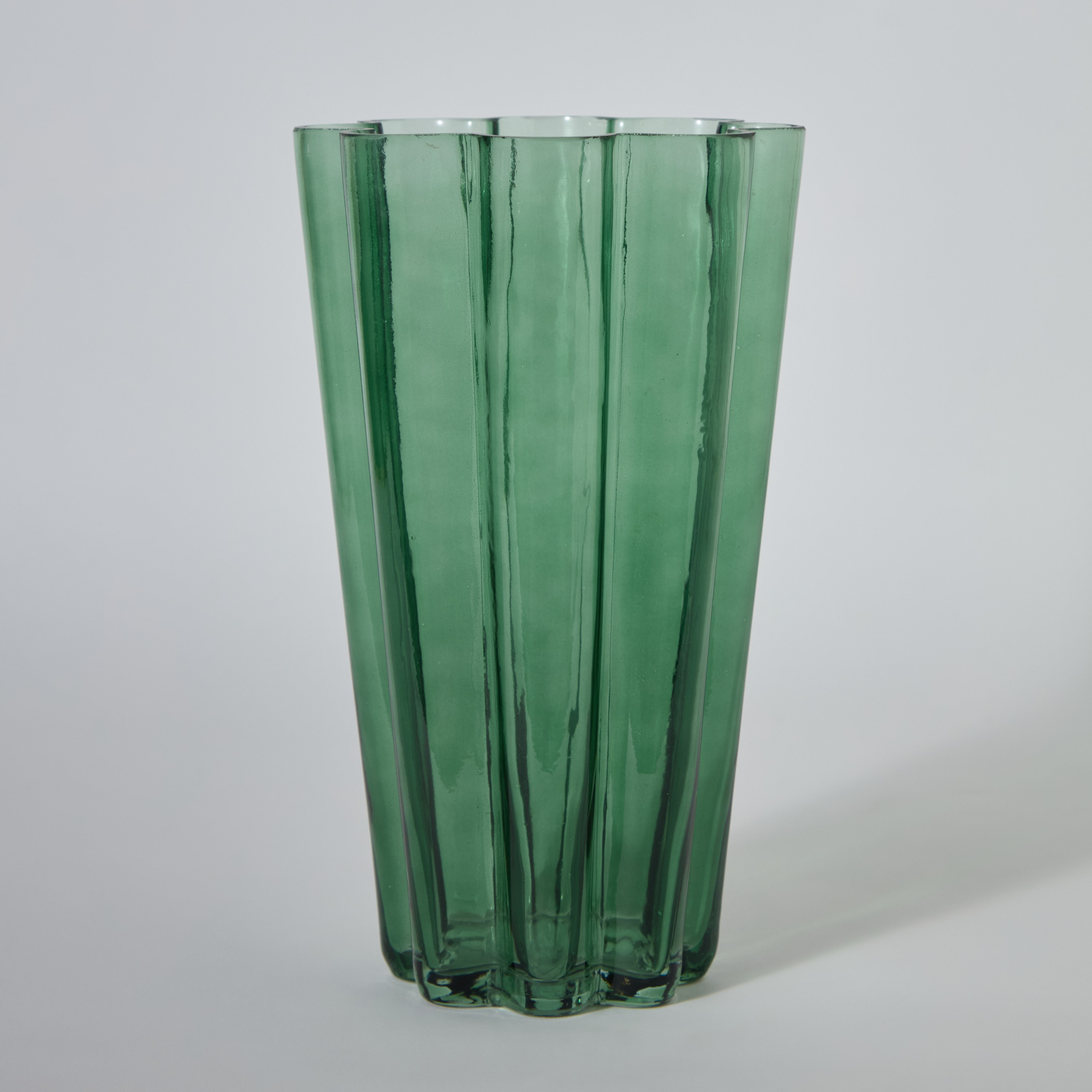 مزهرية زجاجية على شكل زهرة من ليمونت - 16.5 × 16.5 × 28 سم-PROMO_HB_AE_B2G2_011025-image-5