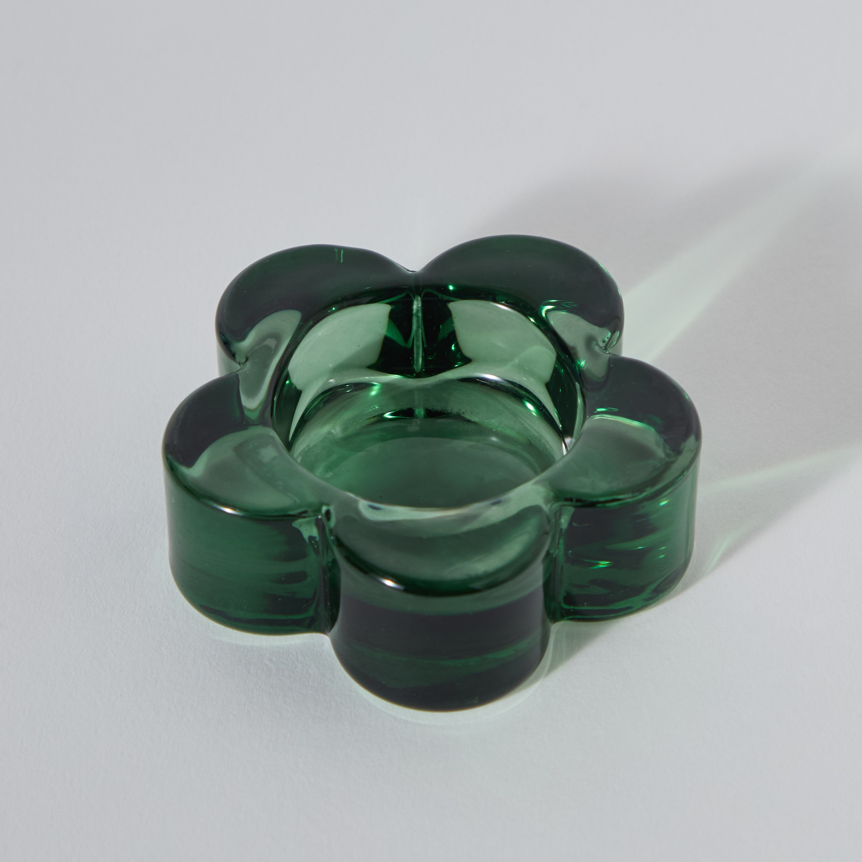 حامل شموع زجاجي على شكل زهرة من ليمونت - 7.2x7.2x2.5 سم-hbxlivingroom-decorandaccessories-candleholders-image-5