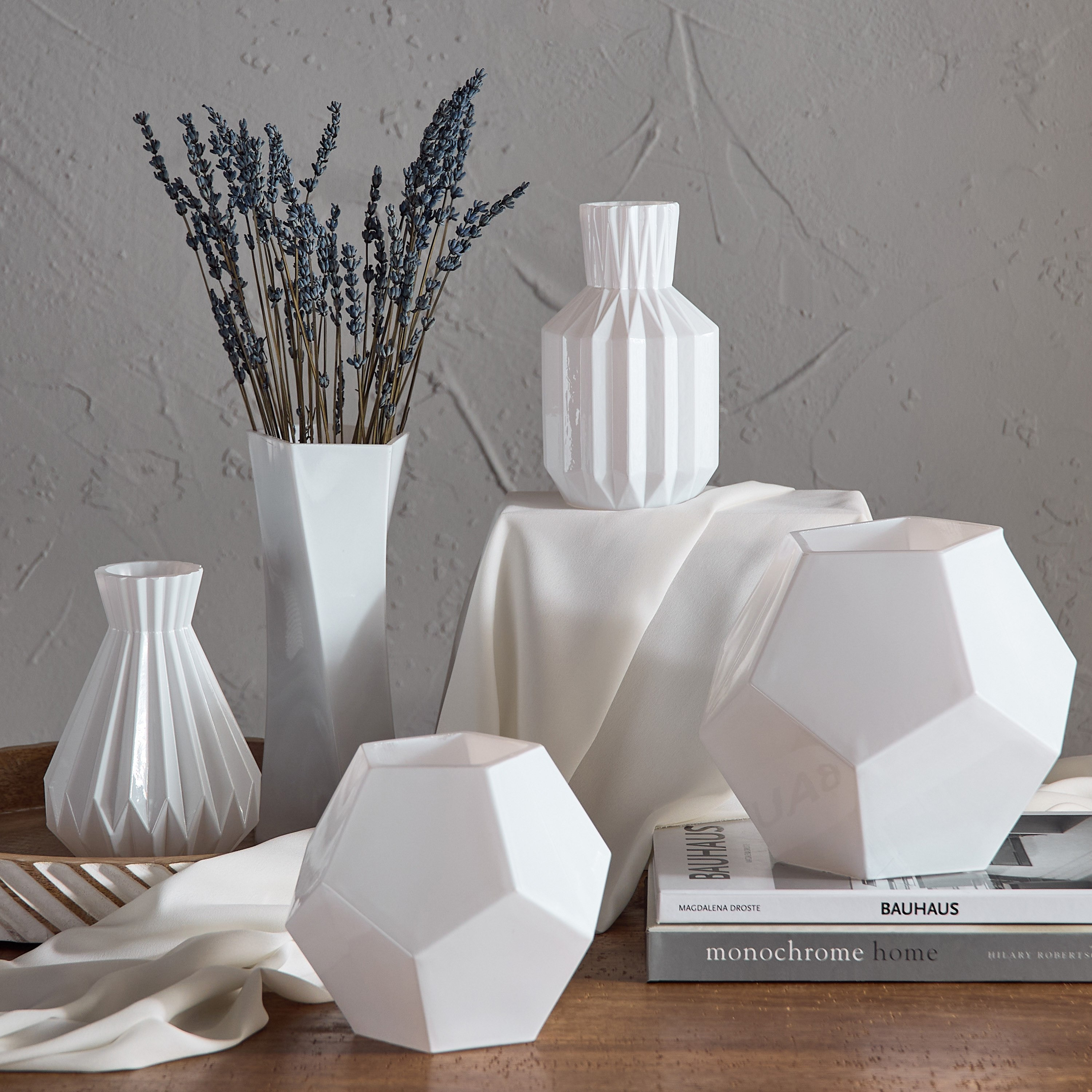 Lemont Geometric Amber Vase - 9x9x23 cm-hbxhomeware-hbxdecorandfurnishings-image-4