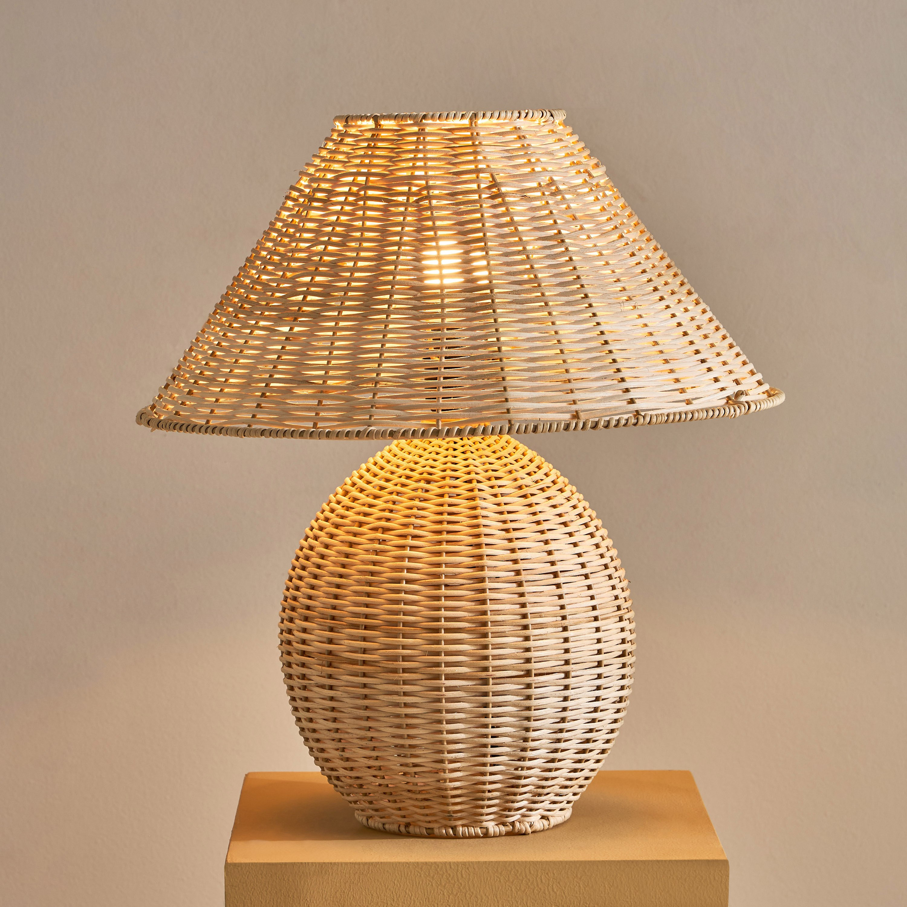Collett Bamboo Table Lamp with Bamboo Shade - 40x40x42.5 cm-hbxbedroom-lighting-tablelamps-image-2