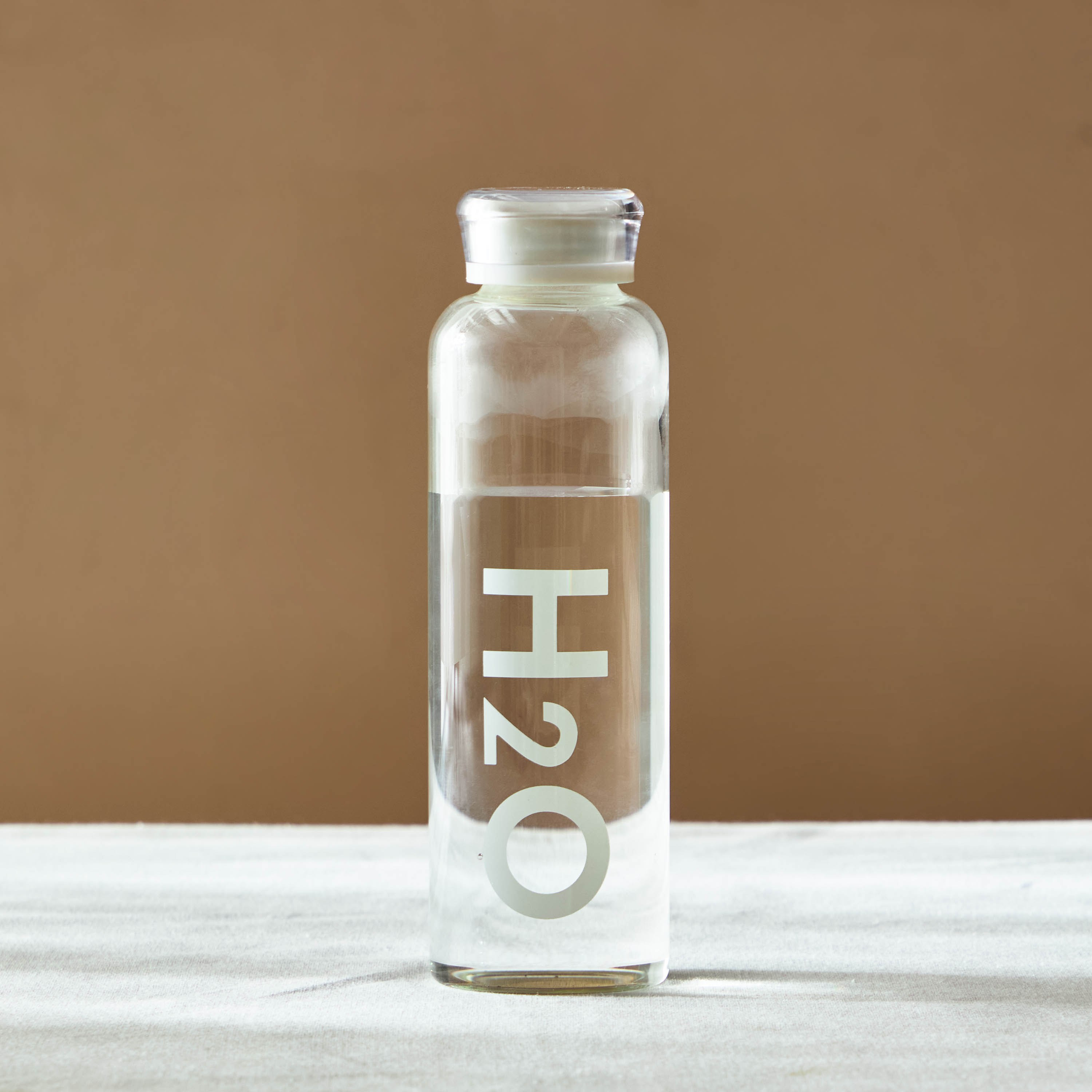 Orchid Borosilicate Glass Bottle - 500 ml-hbxhomeware-diningandtabletop-bottles-image-1
