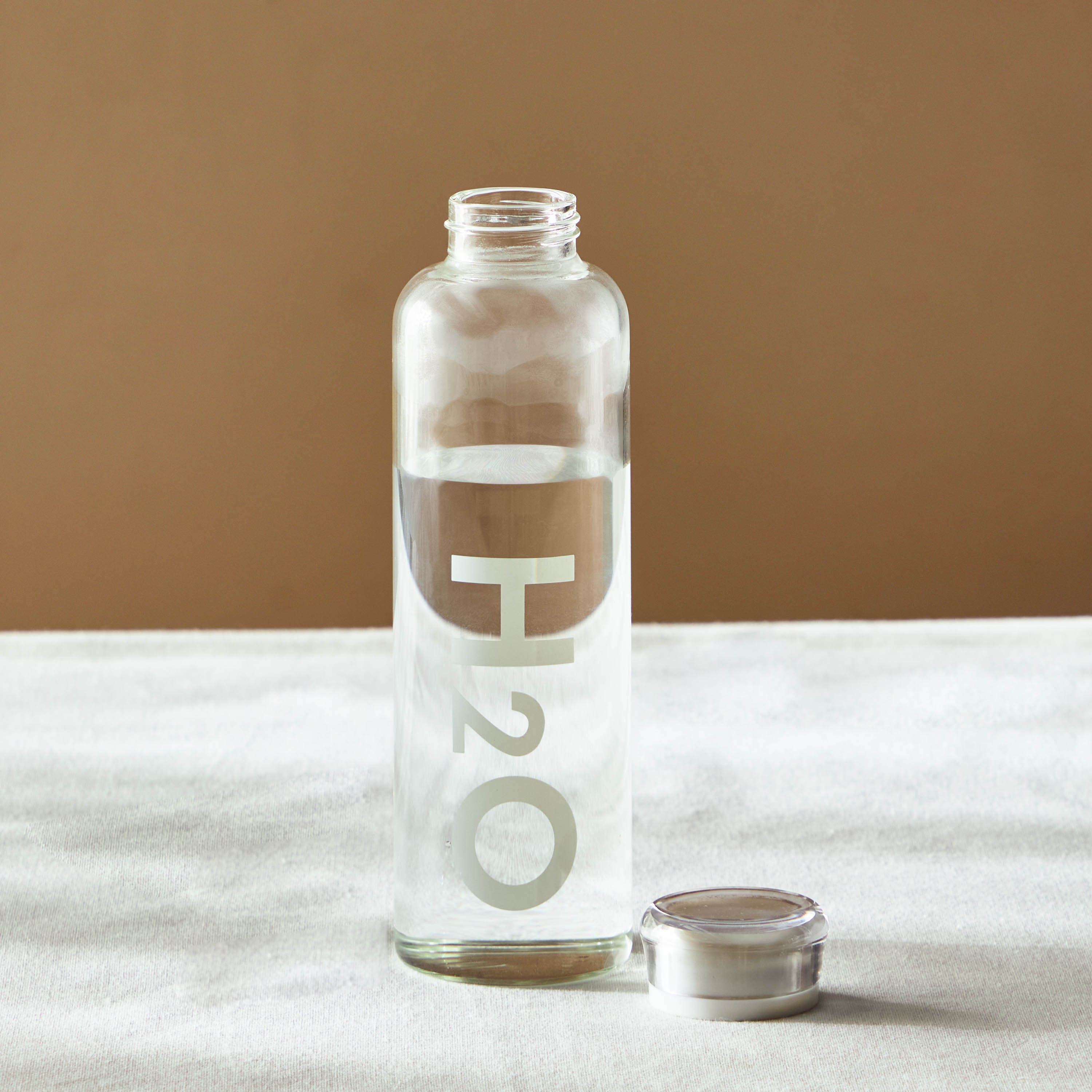Orchid Borosilicate Glass Bottle - 500 ml-hbxhomeware-diningandtabletop-bottles-image-2