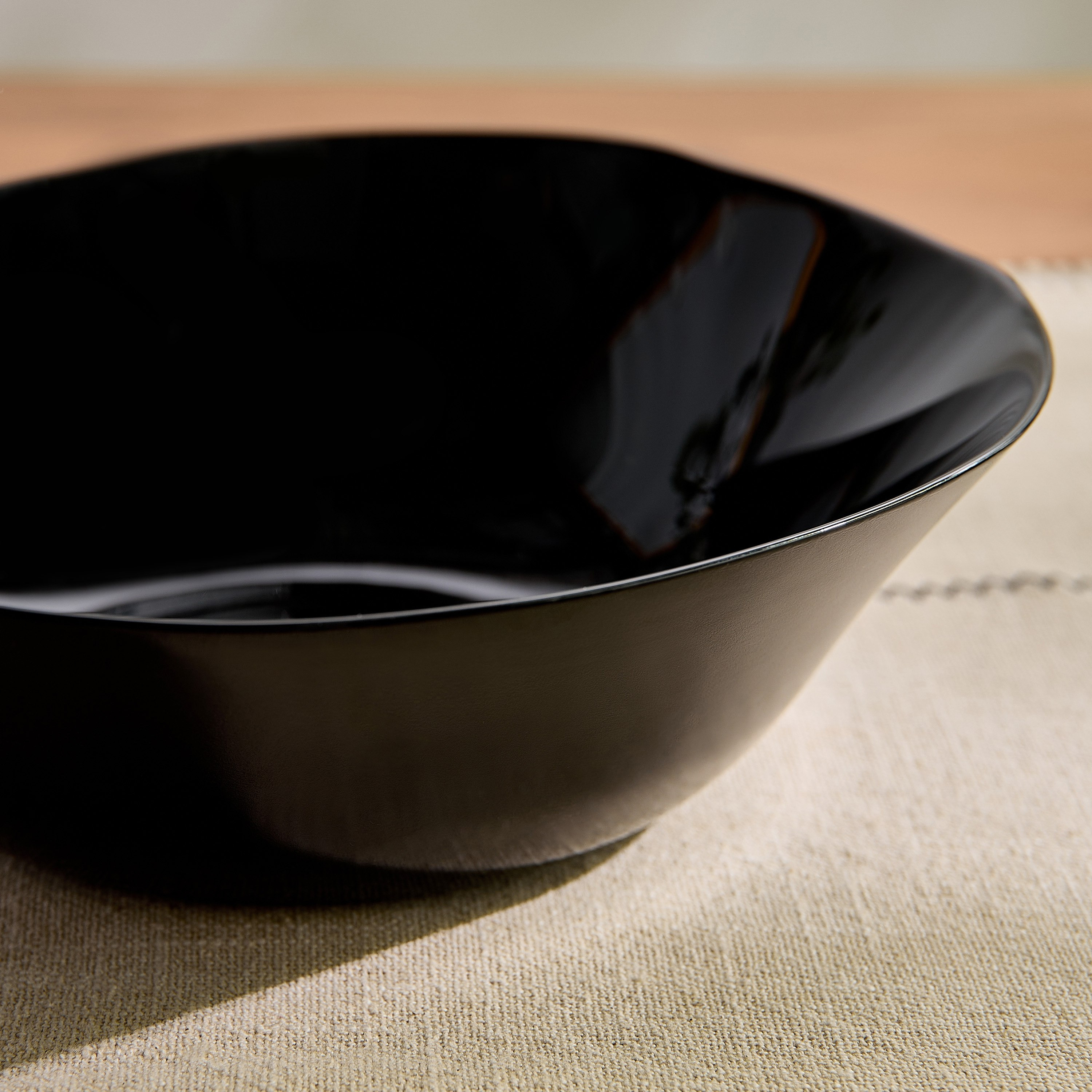 وعاء تقديم أوبال من لومينوس - 24 سم-hbxdecorandfurnishings-tabletop-crockery-image-3