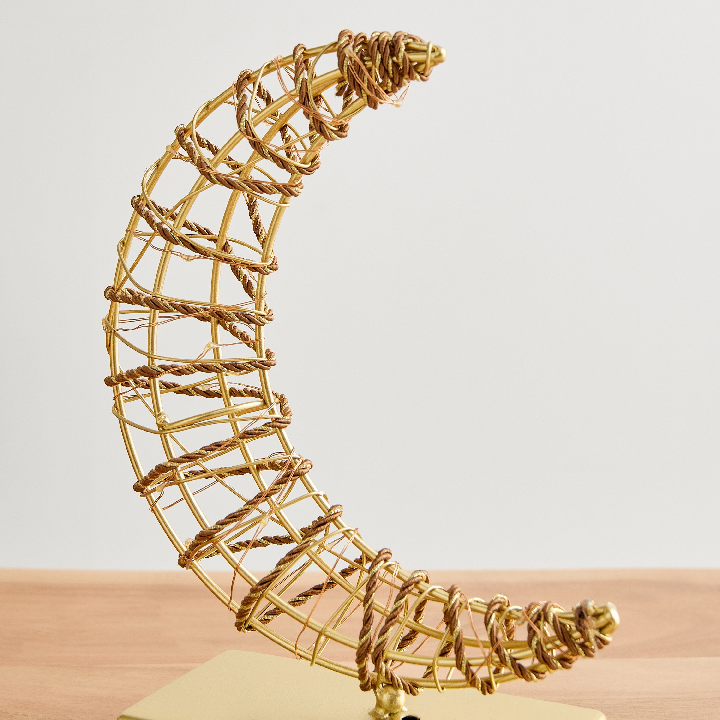 زينة شكل قمر إل إي دي معدنية من آشير - 20.2x7.6x24.3 سم-hbxhomeware-homedecor-figurinesandornaments-image-3