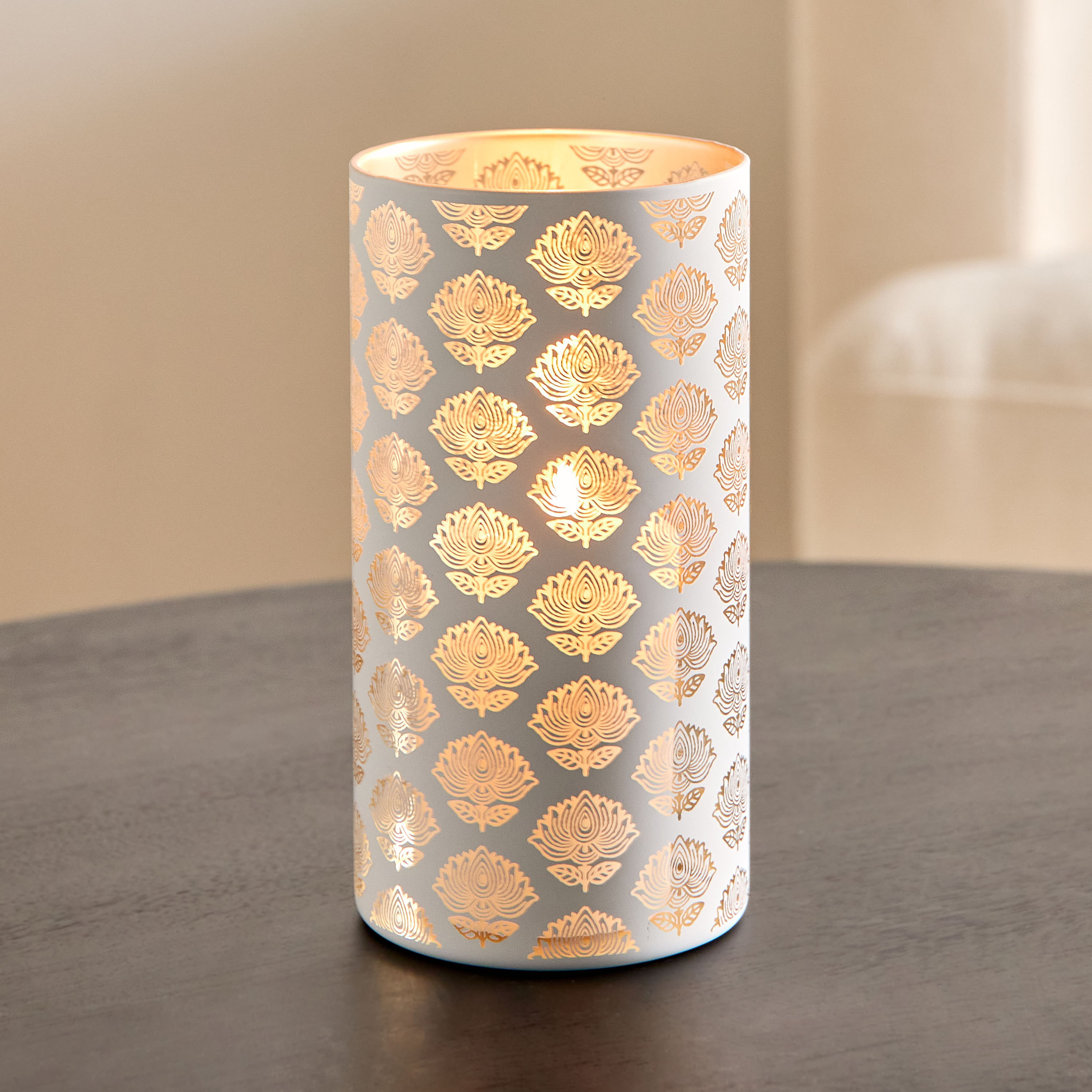 حامل شموع صغيرة زجاج من آشير - 9x9x17.5 سم-hbxlivingroom-decorandaccessories-candleholders-image-1