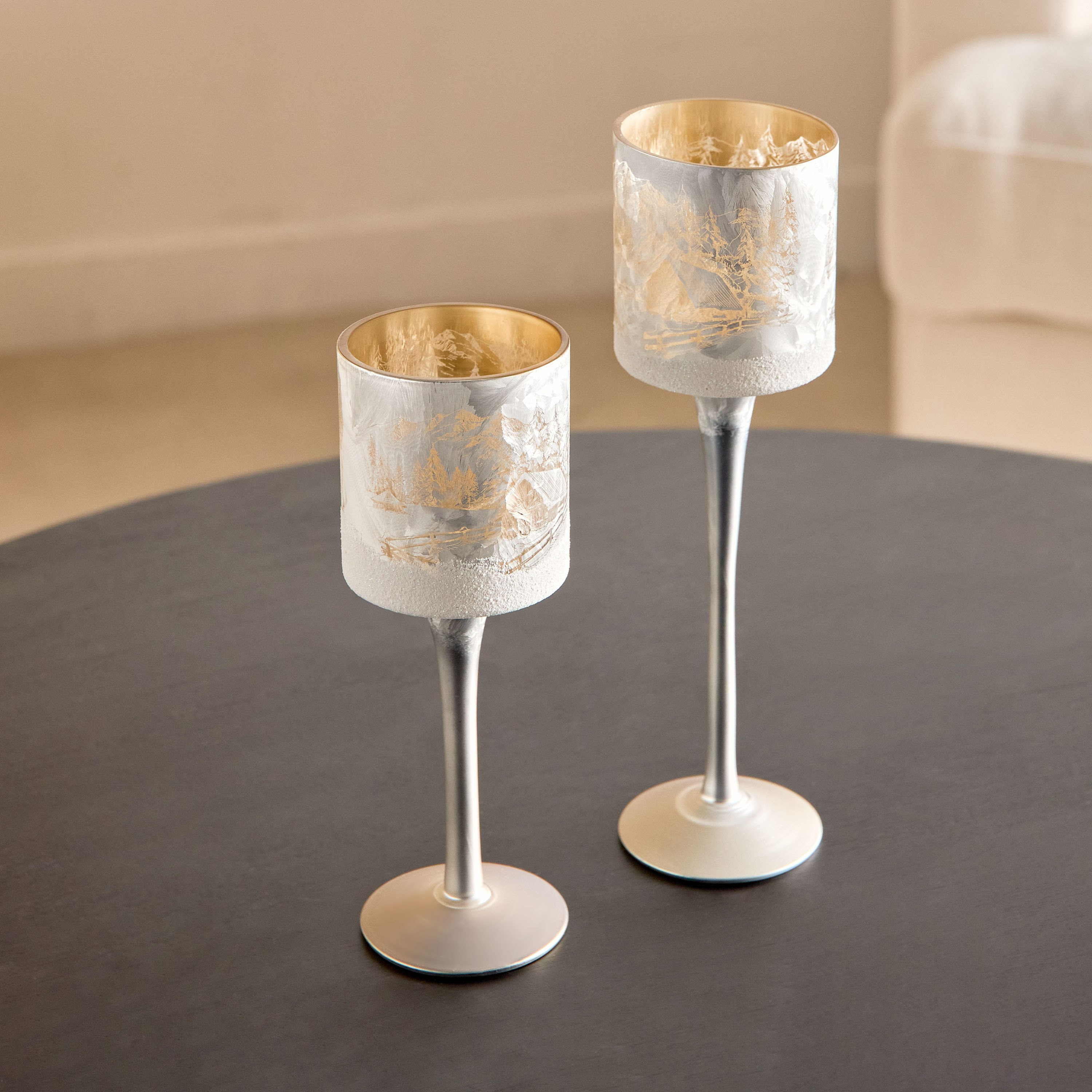 حامل شموع زجاجي من آشير- مجموعة من قطعتين-hbxlivingroom-decorandaccessories-candleholders-image-2