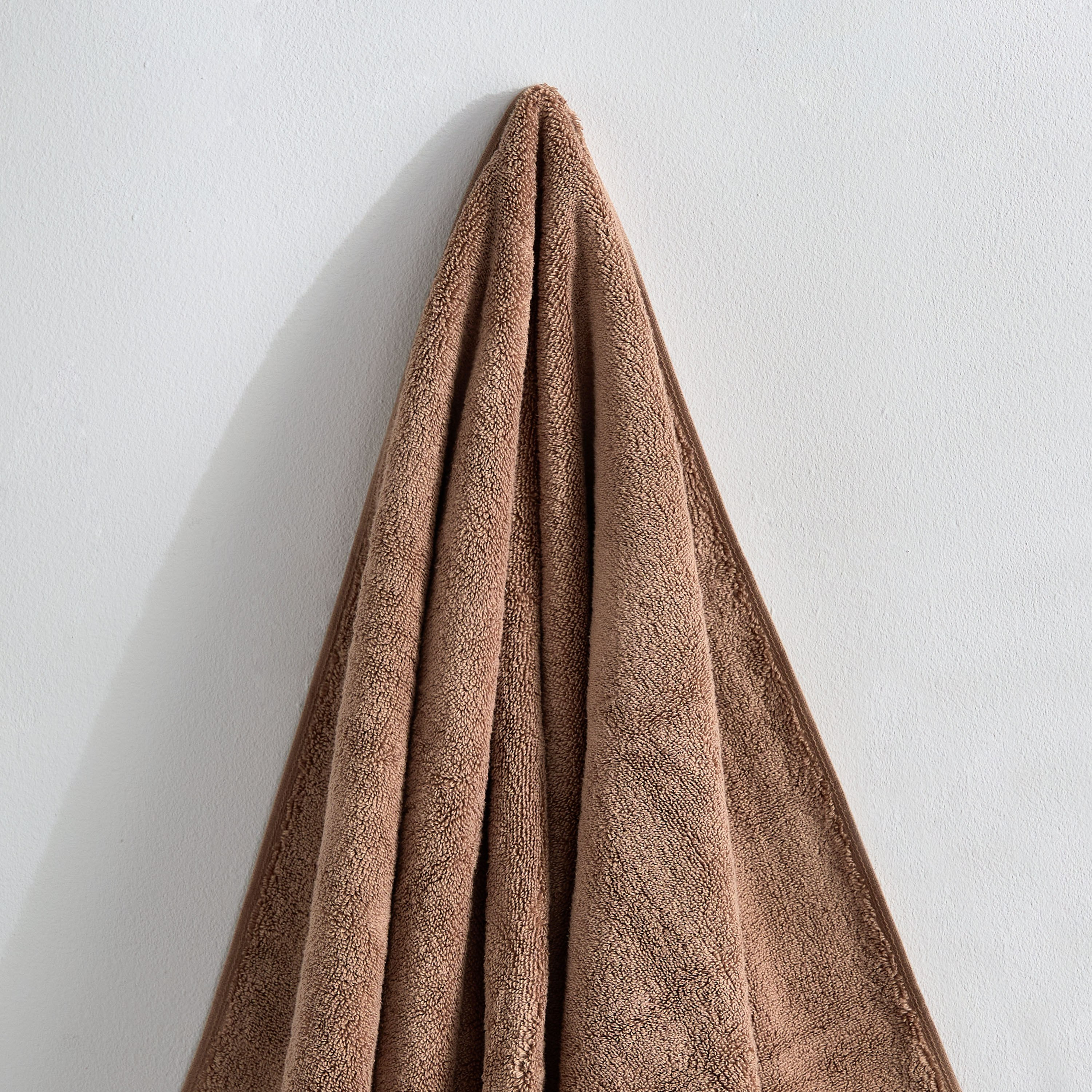 Cloud Soft Serene Zero Twist Bath Towel - 70x140 cm-hbxbathroom-bathroomtextiles-image-2