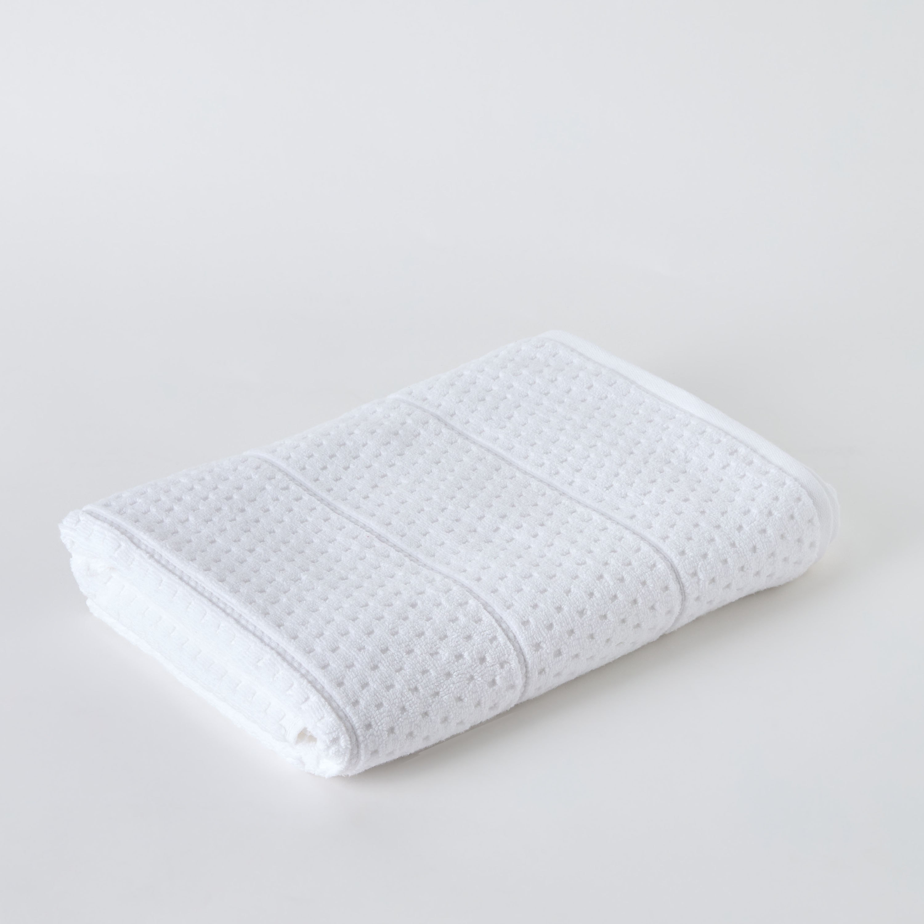 منشفة حمام بارزة الملمس خالية من الالتواءات من كلاود سوفت - 70×140 سم-hbxbathroom-bathroomtextiles-image-6