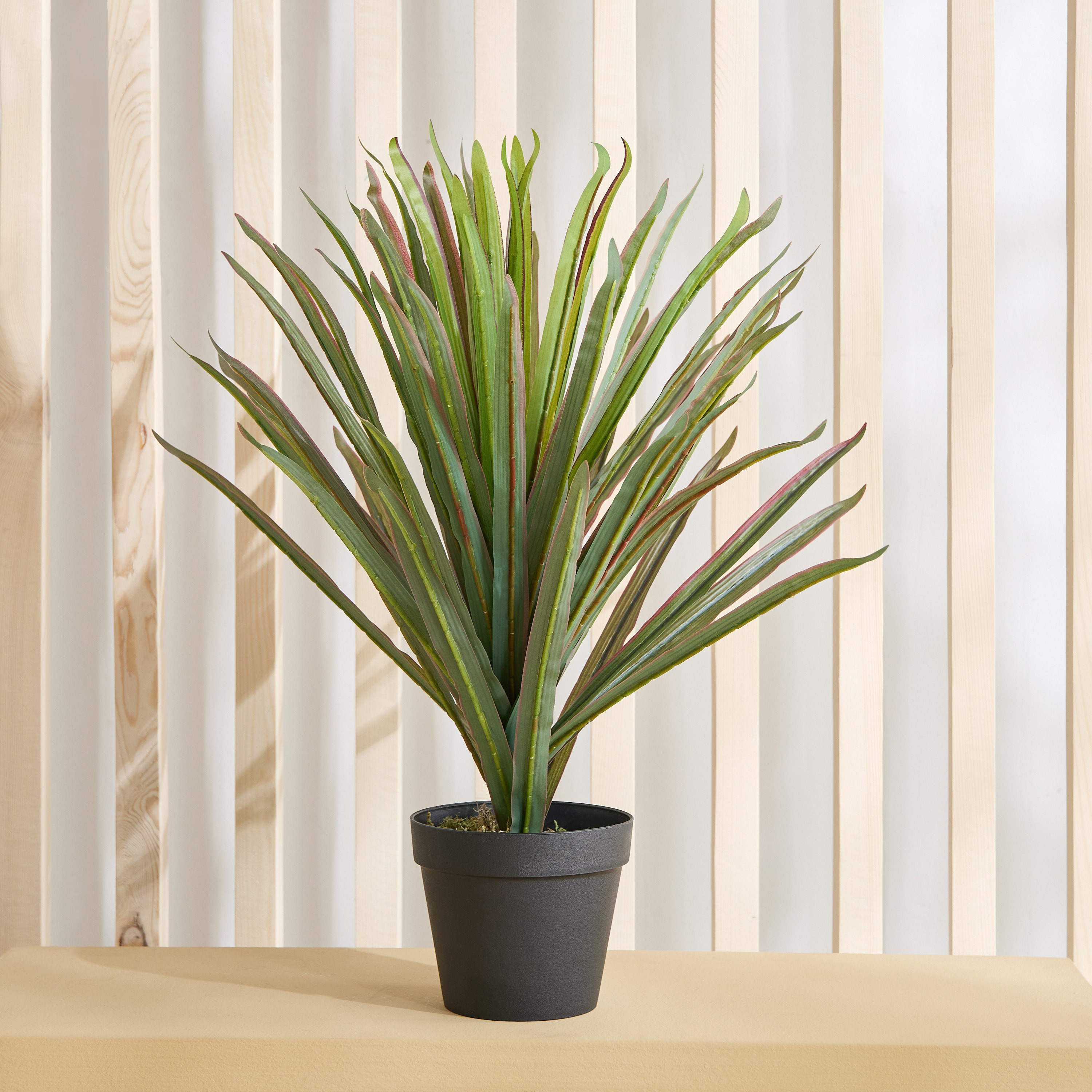 Triton Realtouch Artificial Yuccas Plant with Pot - 45x45x58 cm-PROMO_HB_AE_B2G2_011025-image-1