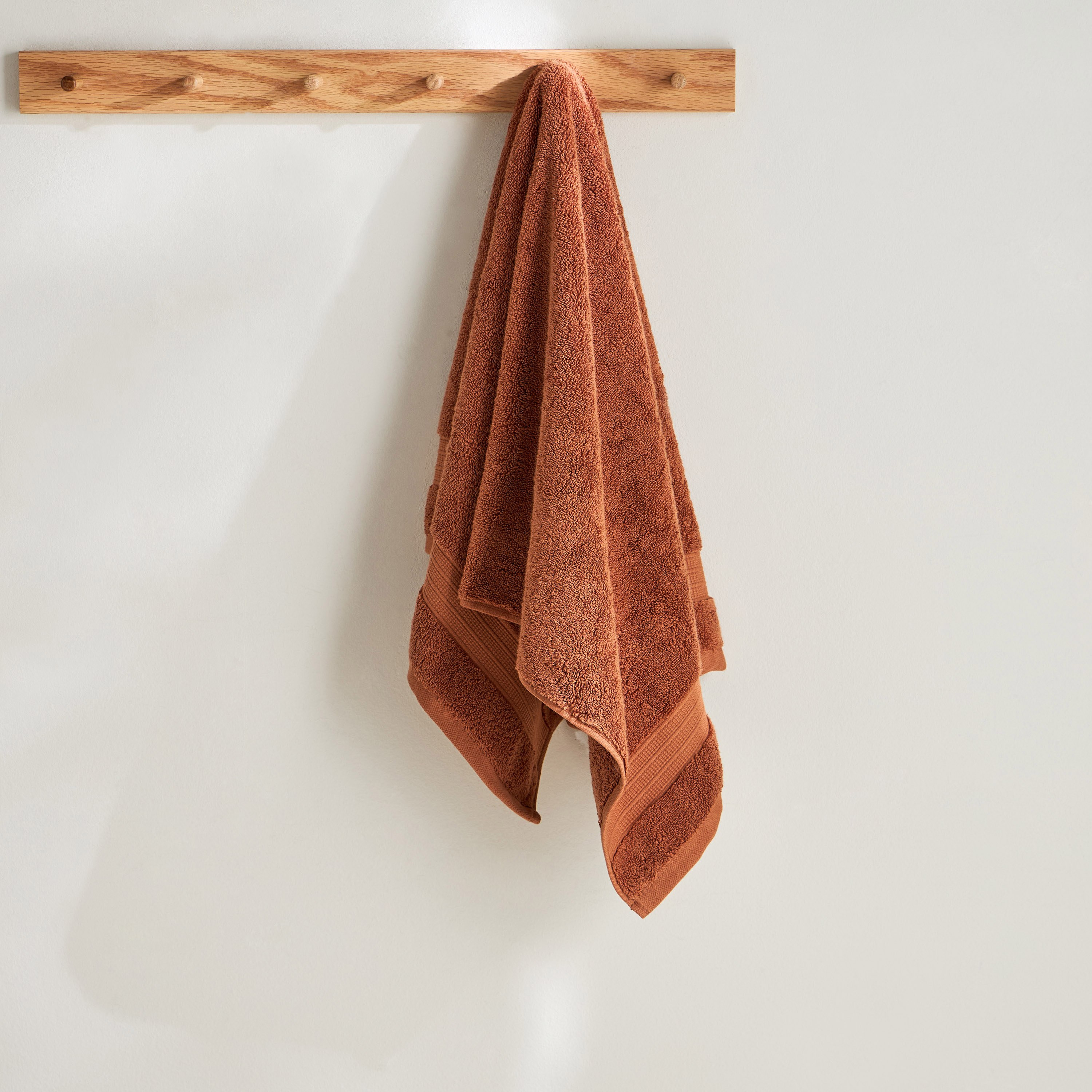 منشفة يد من إير ريتش - 50x90 سم-hbxbathroom-bathroomtextiles-image-1