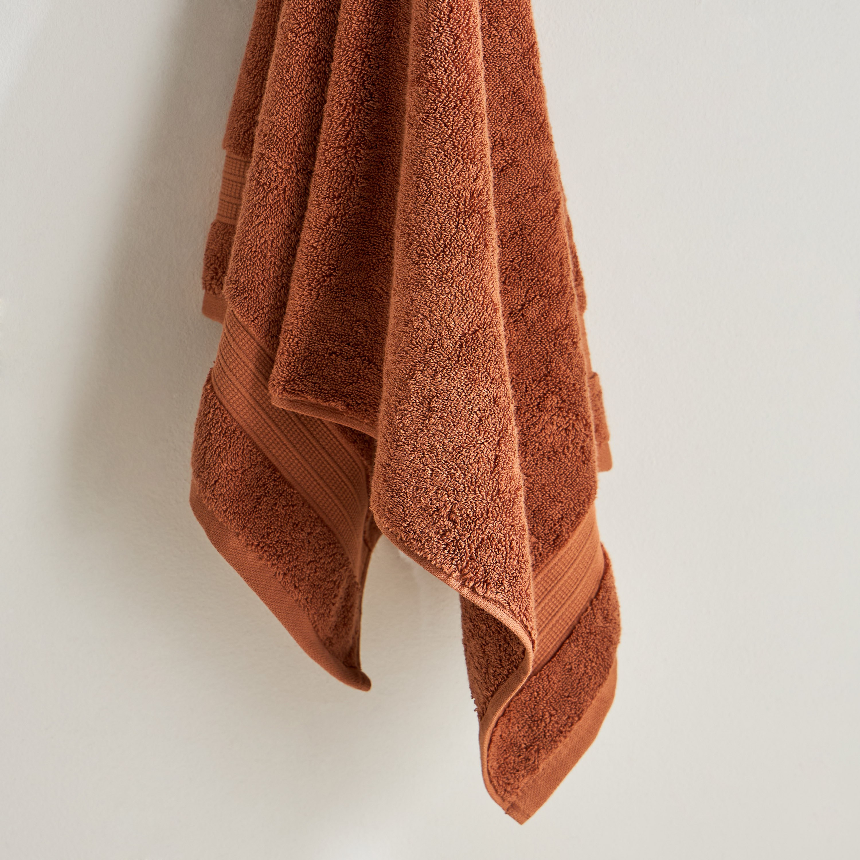 منشفة يد من إير ريتش - 50x90 سم-hbxbathroom-bathroomtextiles-image-3