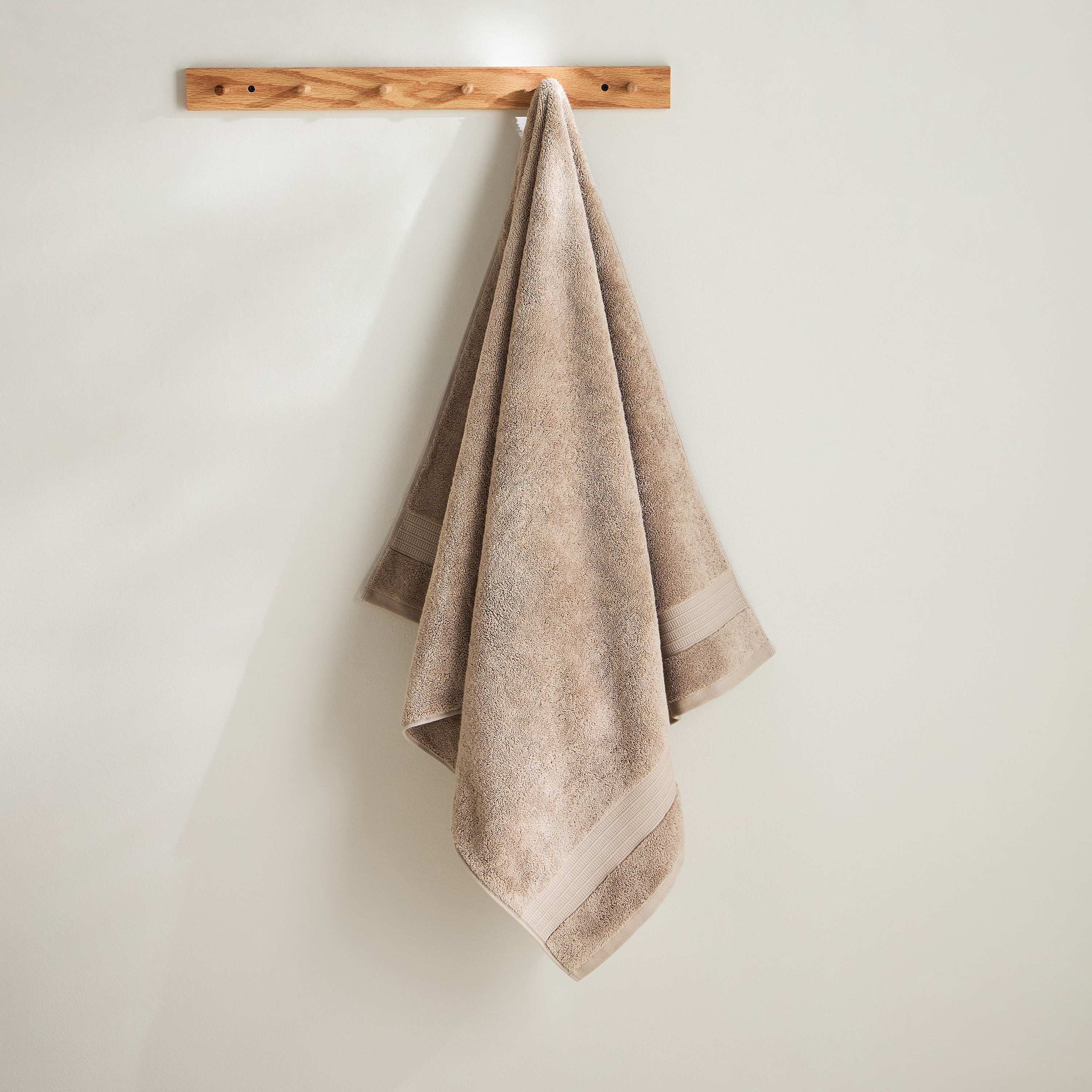 Air Rich Bath Towel - 70x140 cm-hbxbathroom-bathroomtextiles-image-1