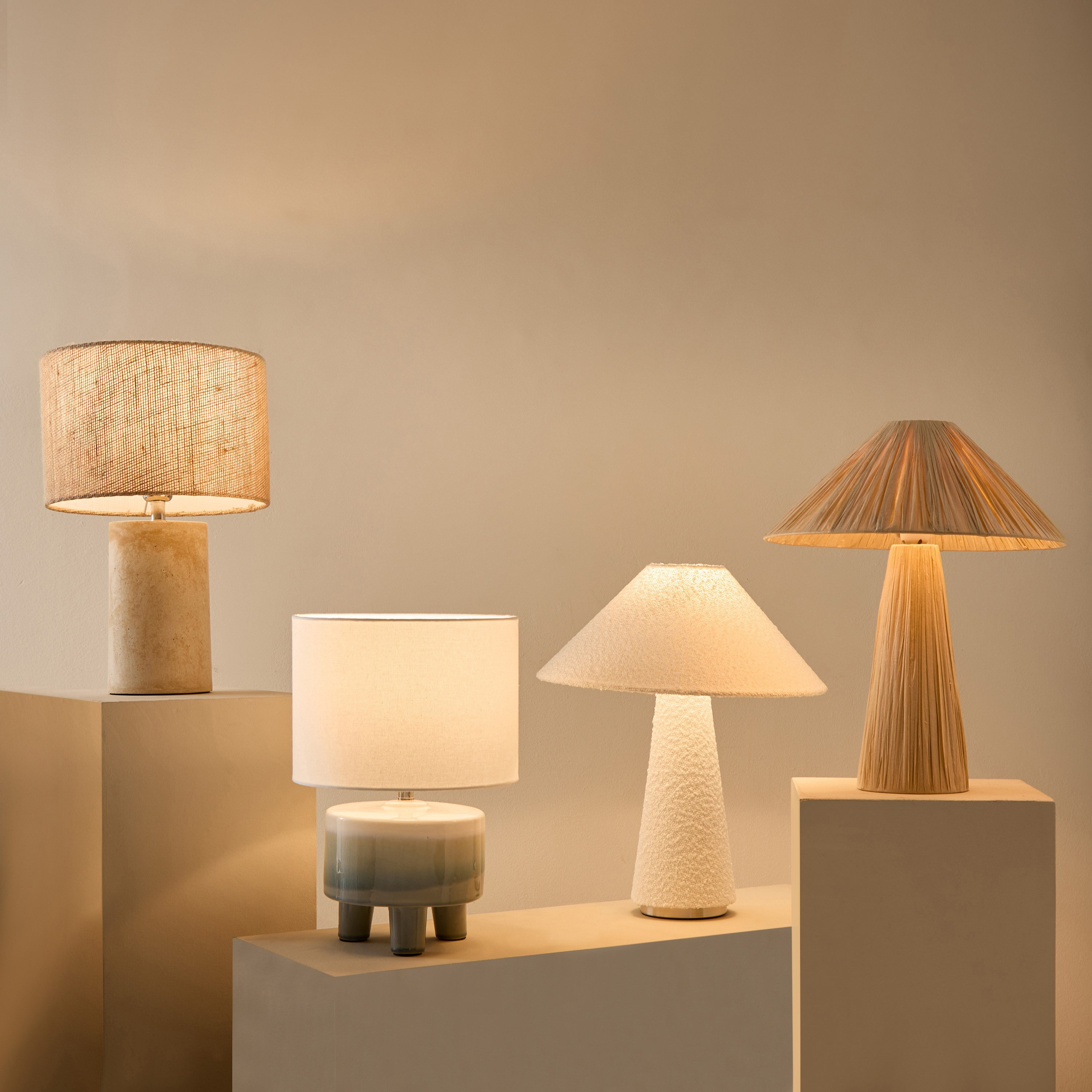 مصباح طاولة بغطاء بوكلي من ناش - 40x50 سم-hbxbedroom-lighting-tablelamps-image-6