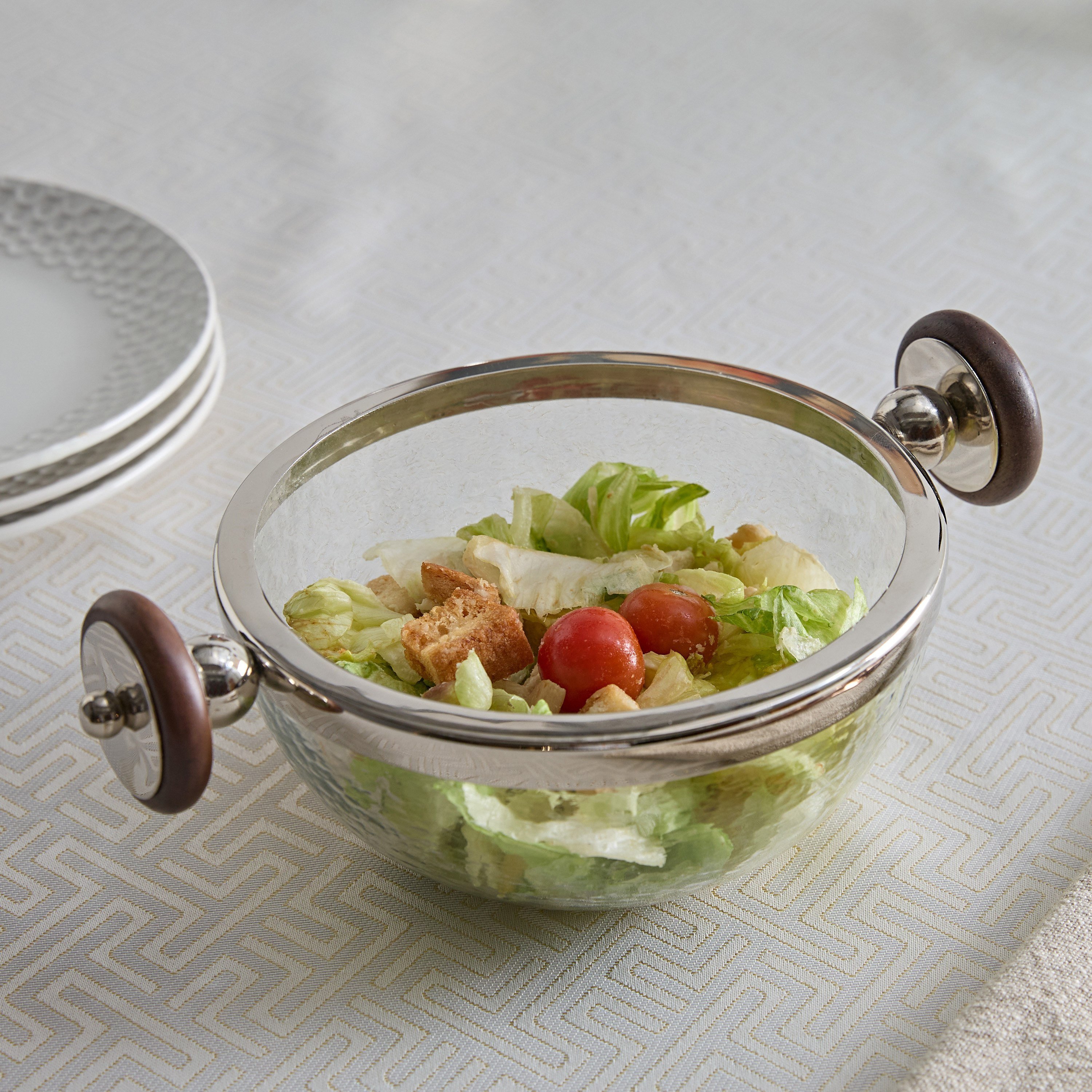 وعاء زجاجي بحافة ومقبض عجلة من أروا- 25 سم-hbxdecorandfurnishings-tabletop-crockery-image-1