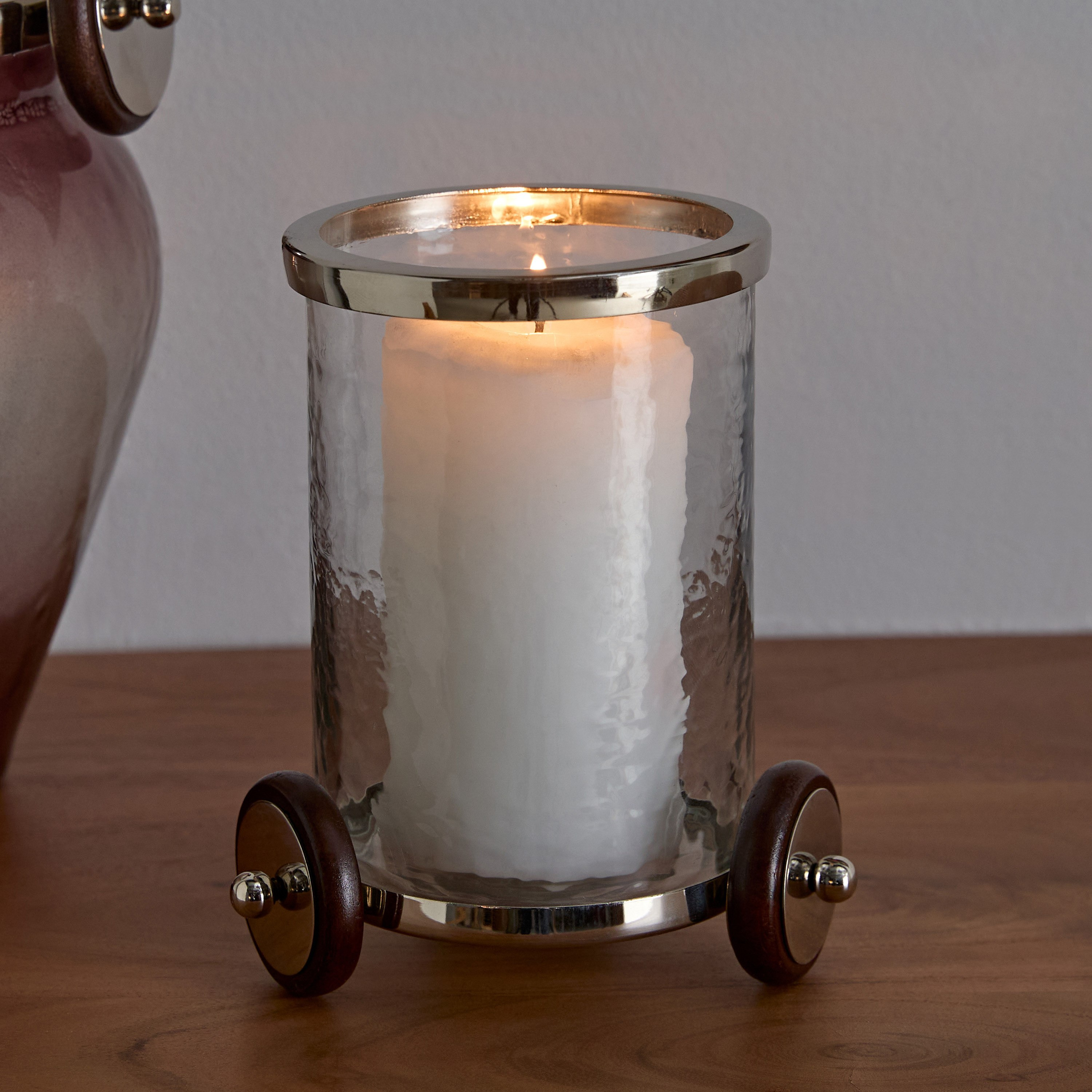 حامل شموع صغيرة فانوس زجاج مع قاعدة بعجلات من أورا - 15x15x19 سم-hbxlivingroom-decorandaccessories-candleholders-image-2
