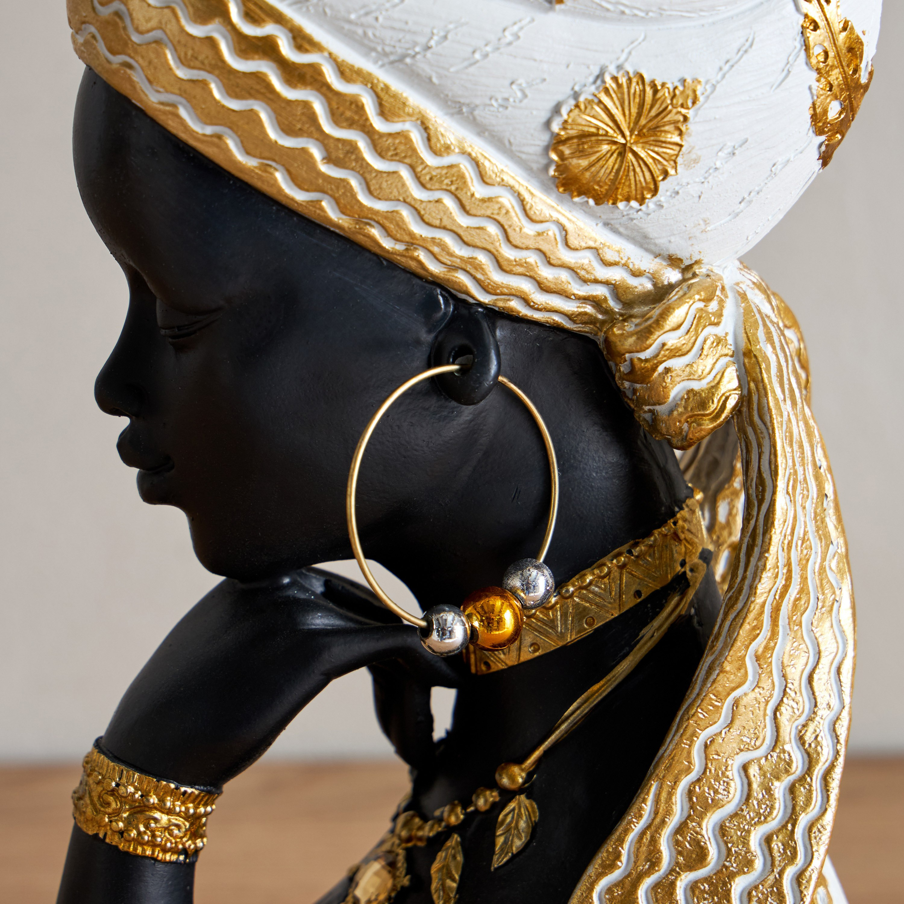 تمثال بوليريسين بتصميم عروس من مارسيل - 14x8.5x28 سم-hbxhomeware-homedecor-figurinesandornaments-image-3