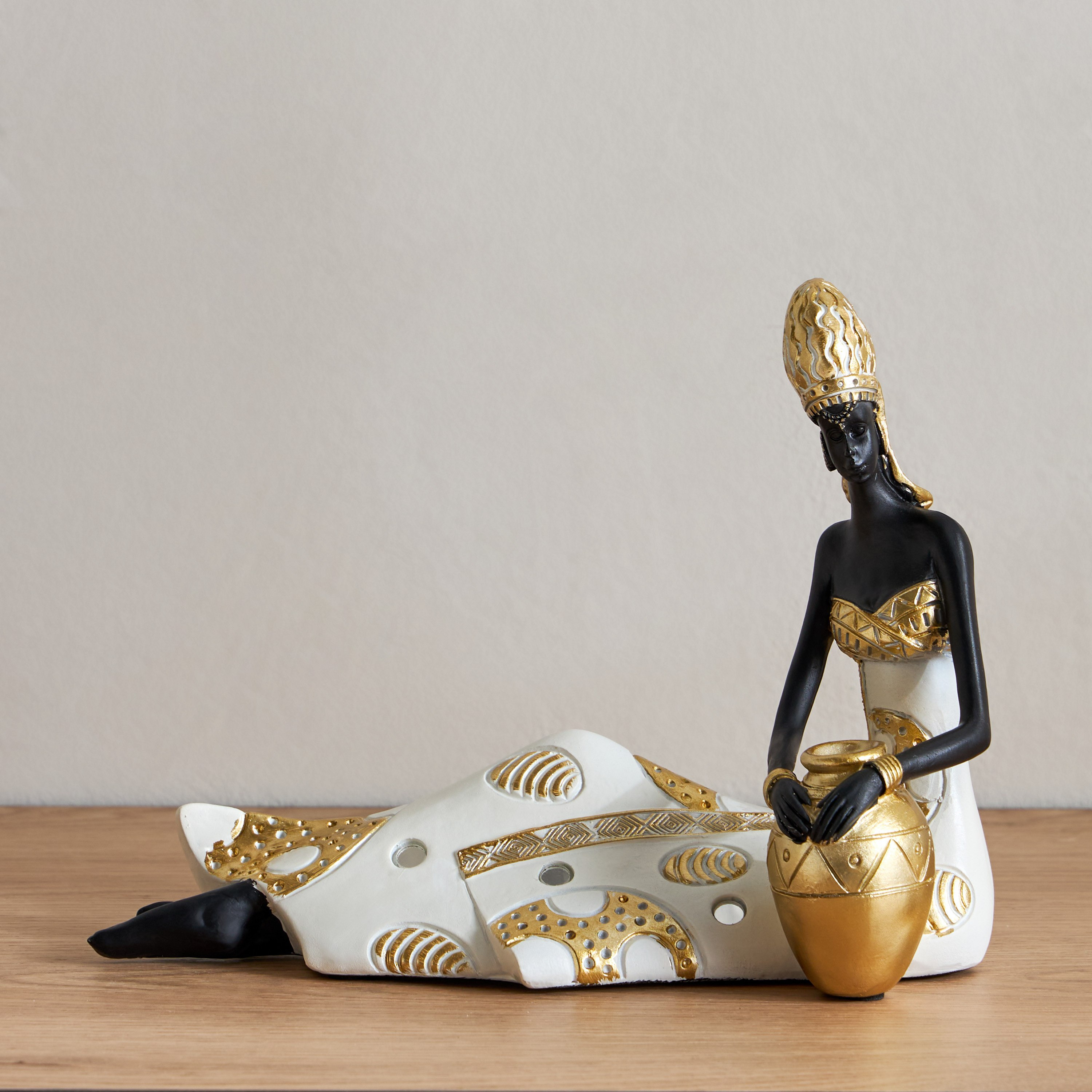 تمثال سيدة جالسة بوليريسين من مارسيل  - 24.5x9.5x19 سم-hbxhomeware-homedecor-figurinesandornaments-image-1