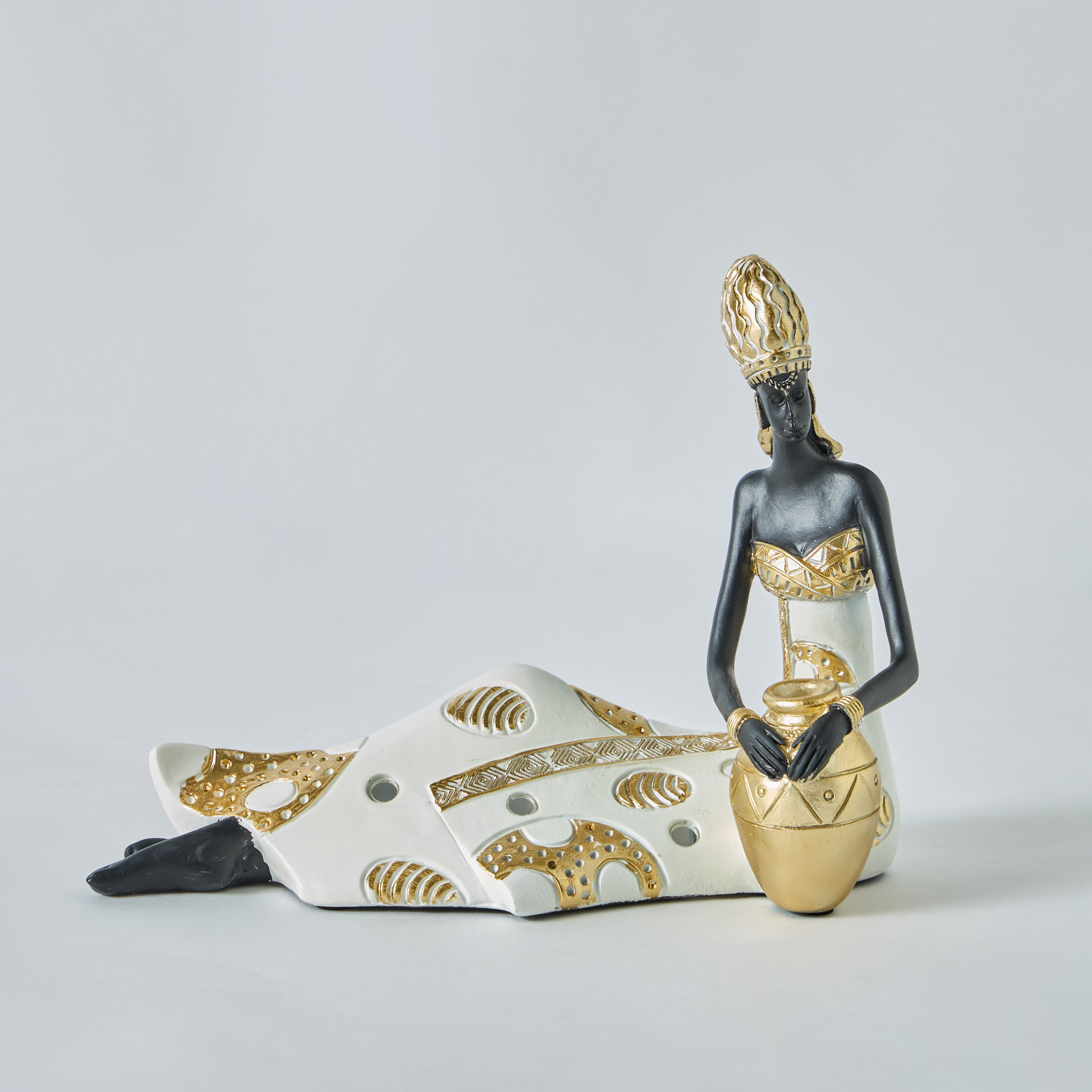 تمثال سيدة جالسة بوليريسين من مارسيل  - 24.5x9.5x19 سم-hbxhomeware-homedecor-figurinesandornaments-image-5