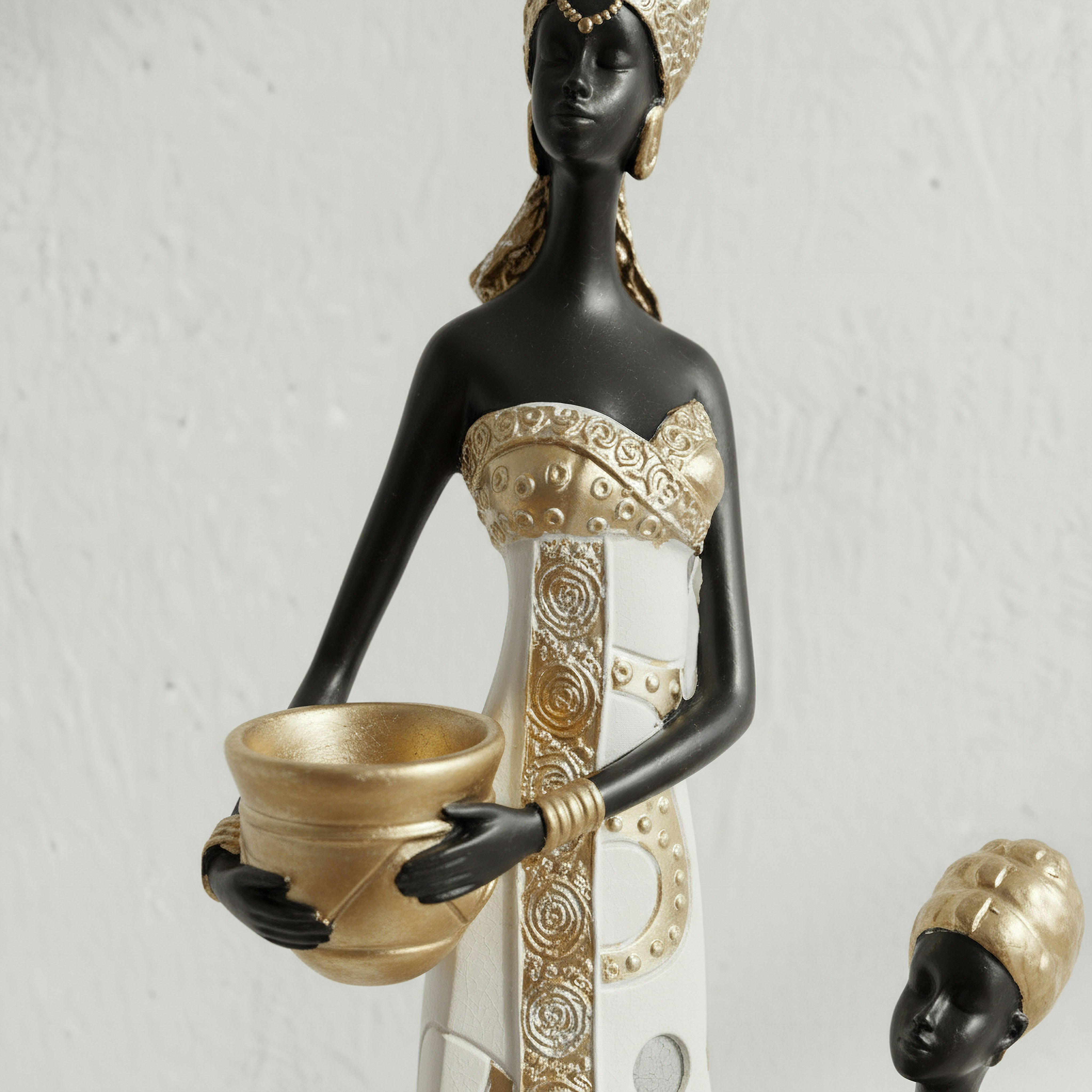 تمثال سيدة مع طفل بولي ريزين من مارسيل - 15x8.5x36.5 سم-hbxhomeware-homedecor-figurinesandornaments-image-2
