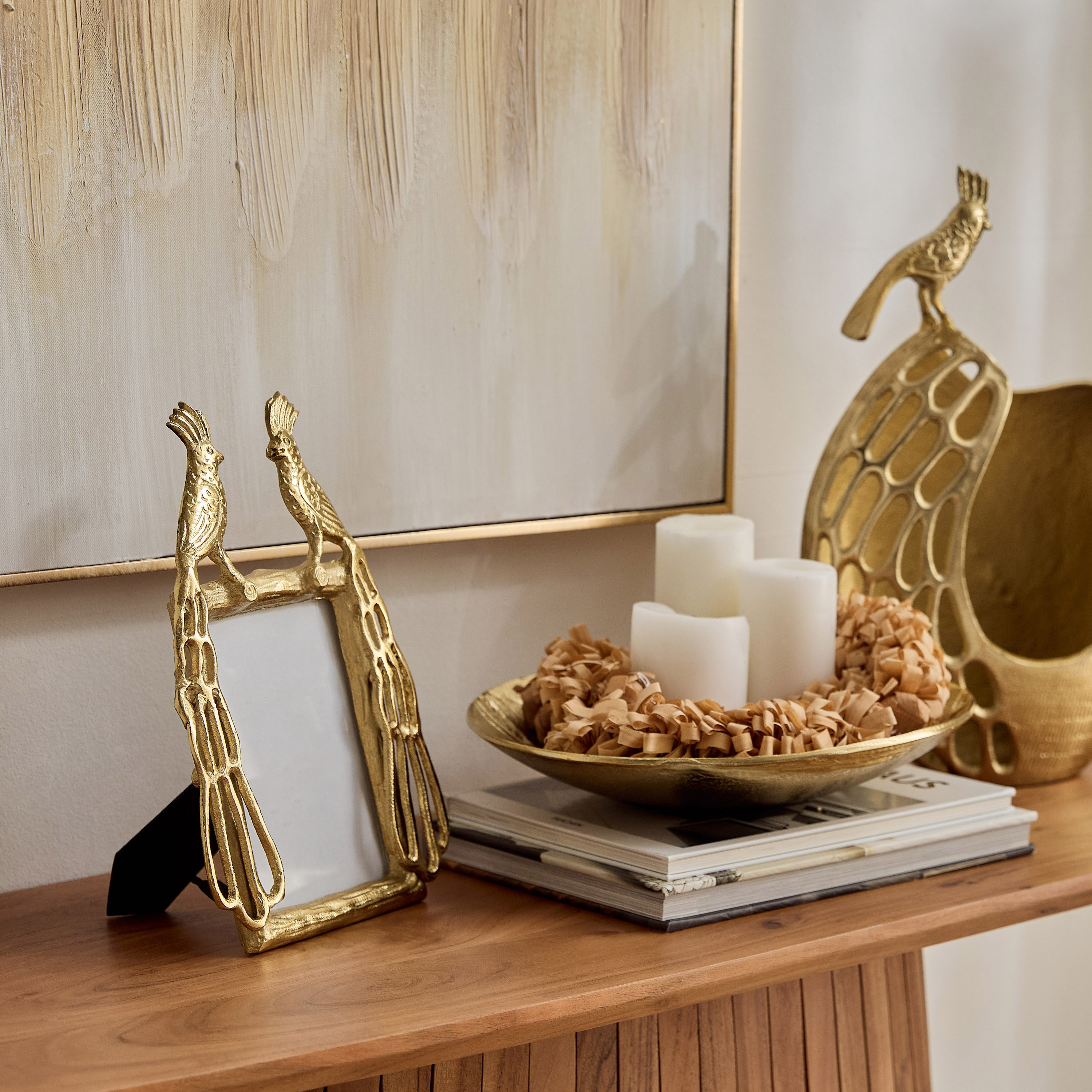 برواز صور ألومنيوم بتصميم طاووس من بوبين - 29x22x2 سم-hbxbedroom-decorandaccessories-photoframes-image-5