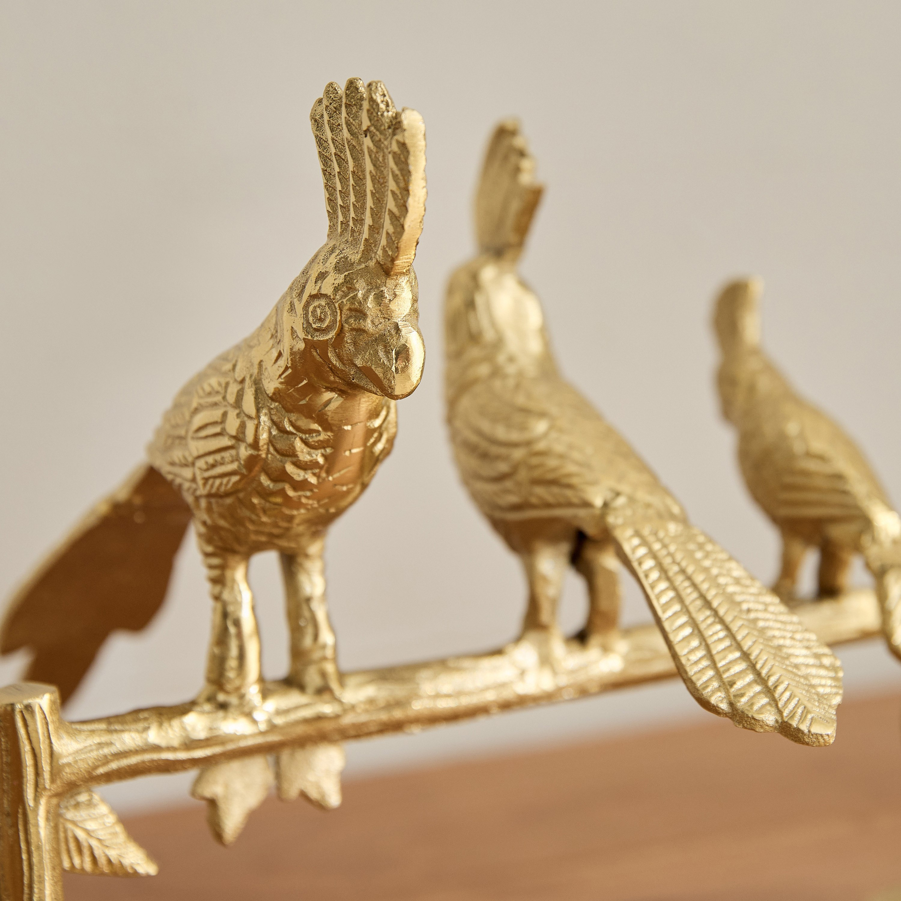 ديكور طاولة ألومنيوم بتصميم  3 طيور على فرع من بوبين - 32x25x23 سم-hbxhomeware-homedecor-figurinesandornaments-image-4
